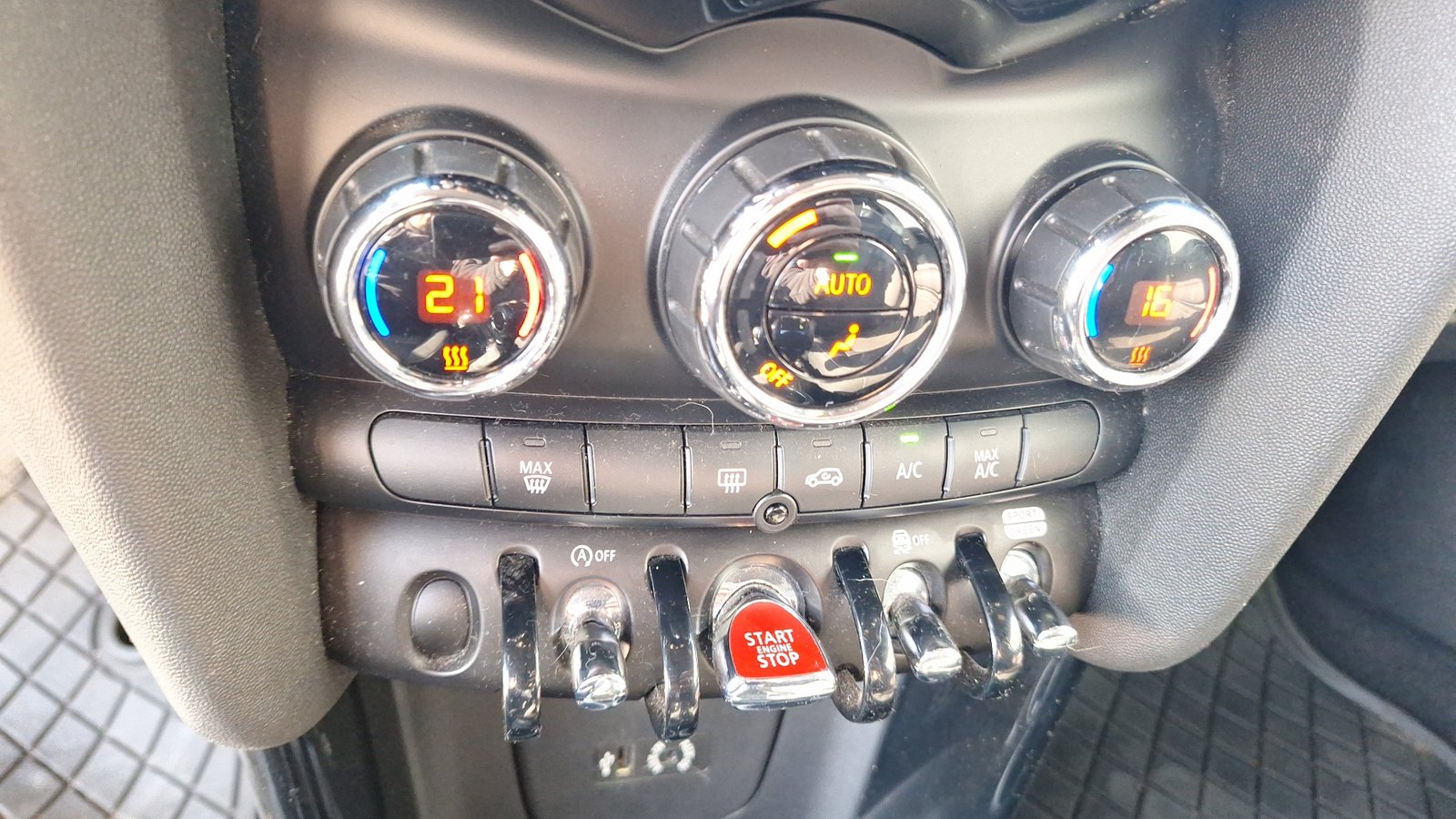Mini Cooper 2018 - Imagen 15 de 15