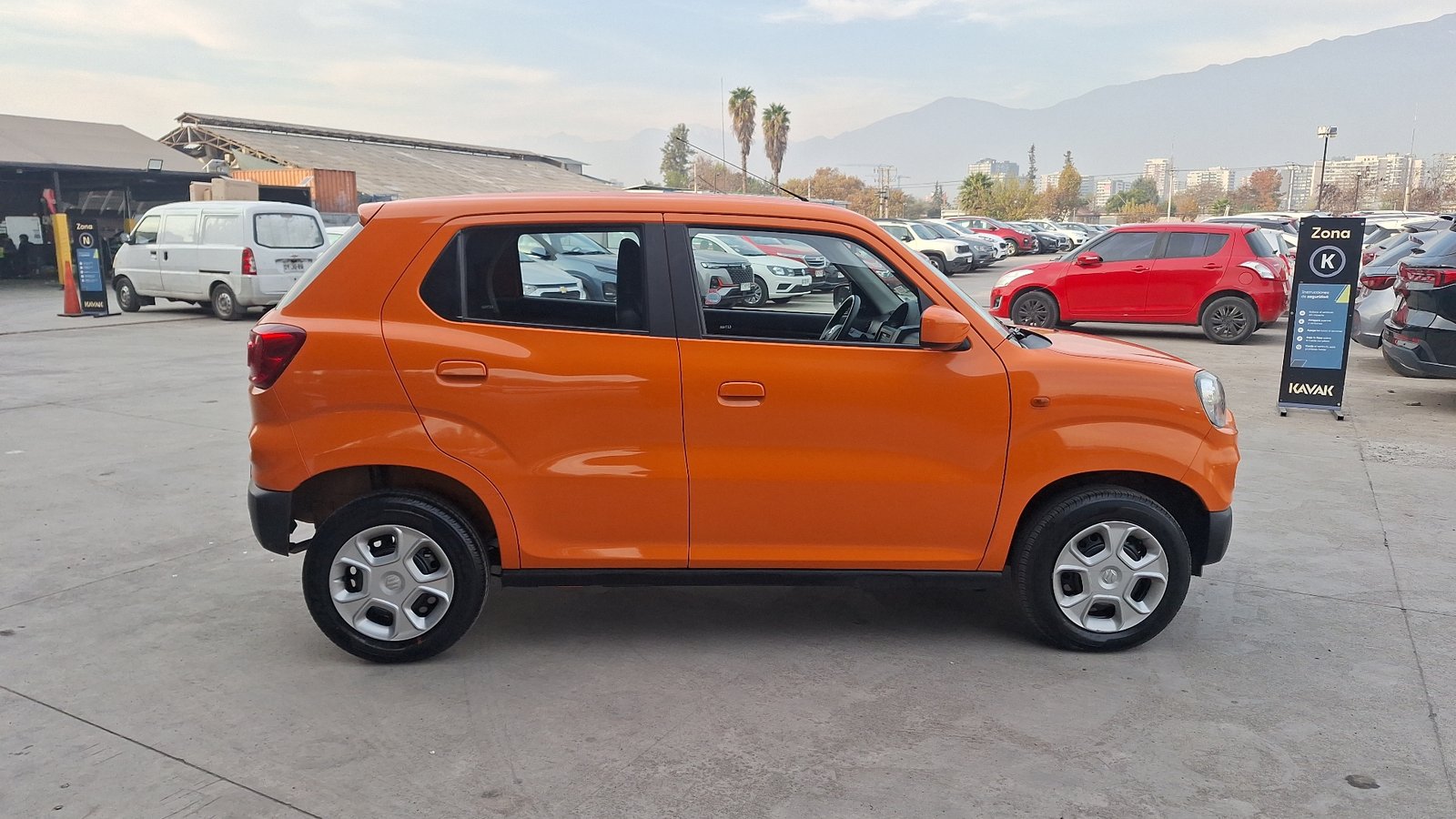 Suzuki S-Presso 2023 - Imagen 5 de 15
