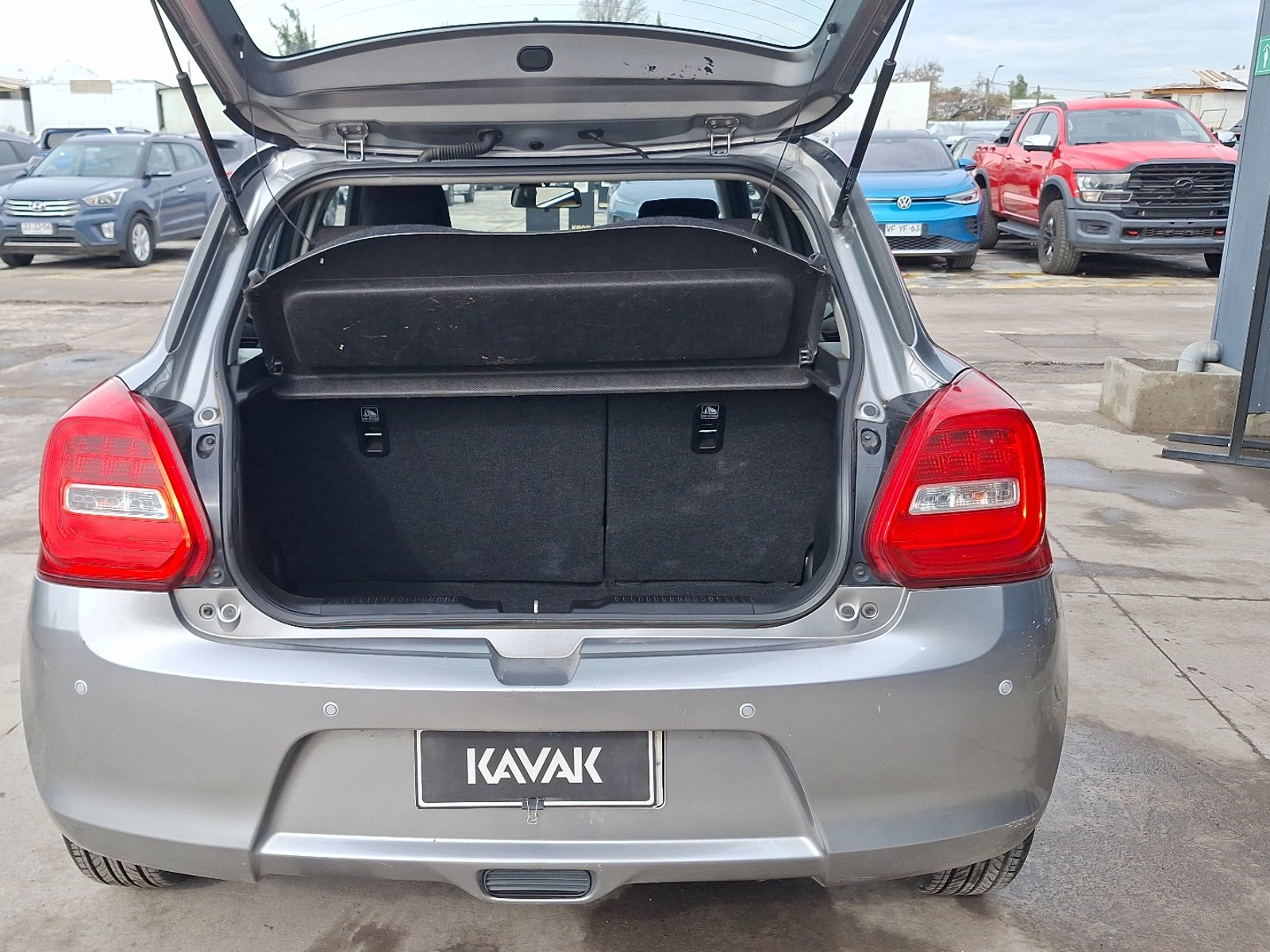 Suzuki Swift 2018 - Foto 4 de 14
