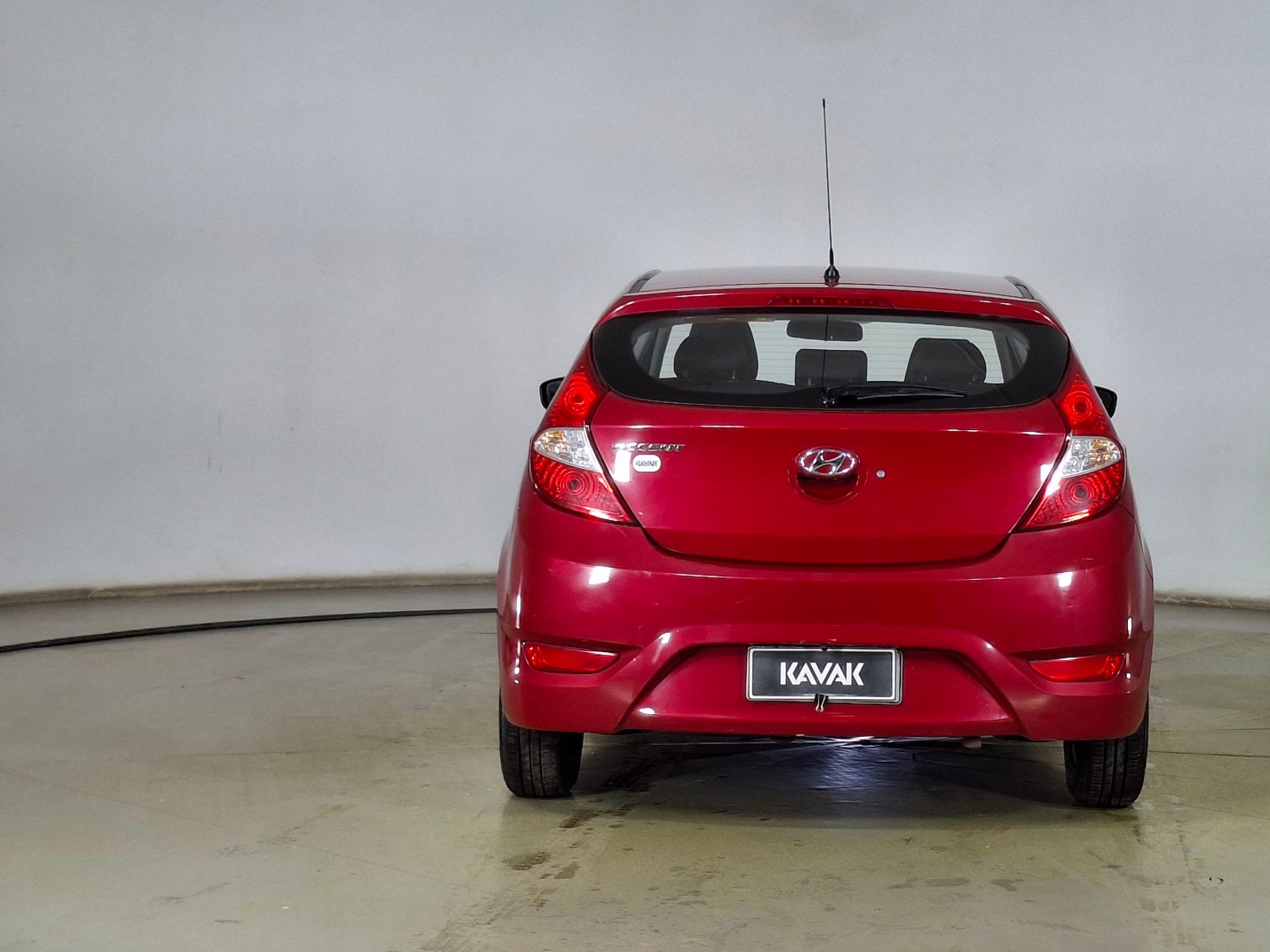 Hyundai Accent 2016 - Foto 5 de 16