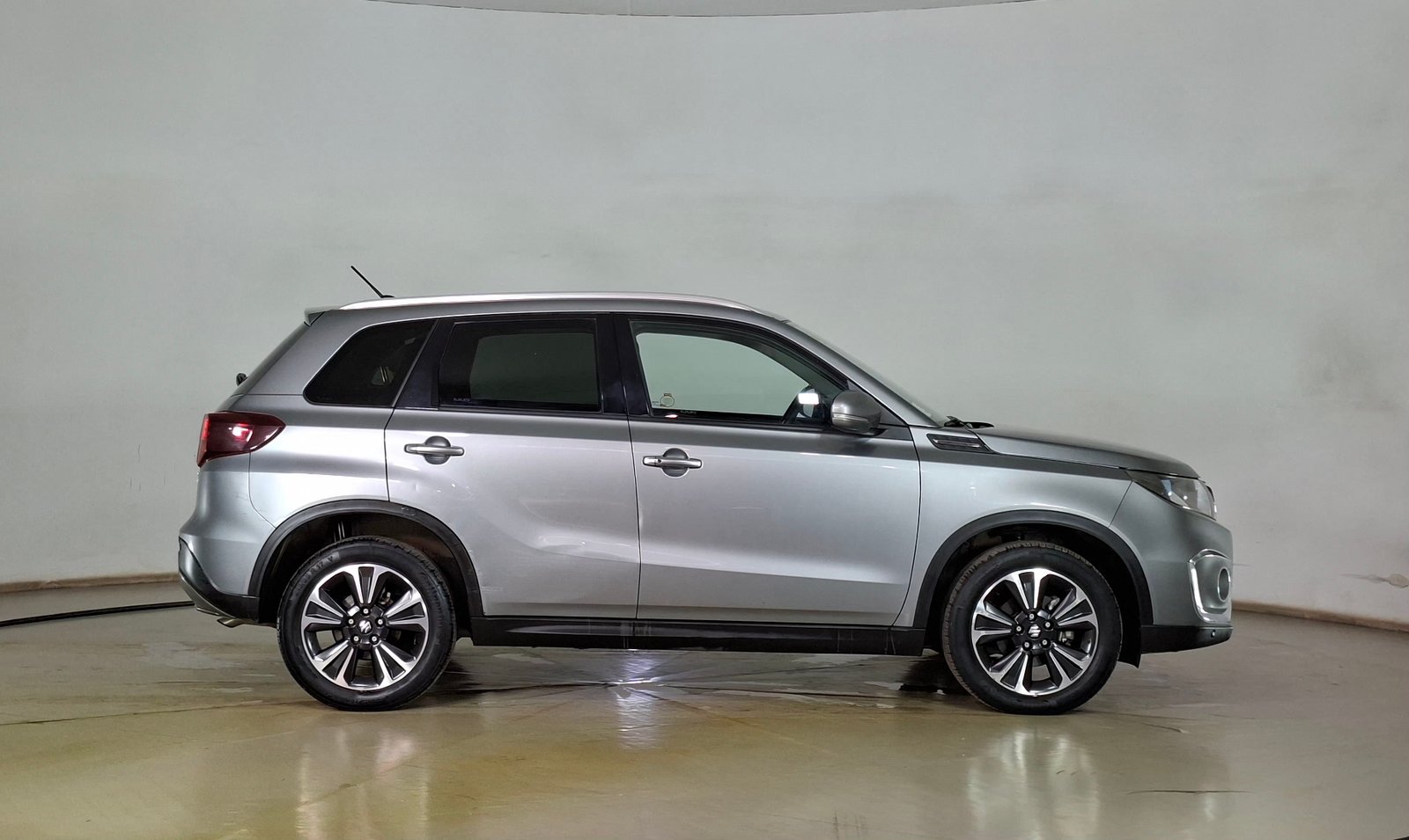 Suzuki Vitara 2022 - Imagen 4 de 18