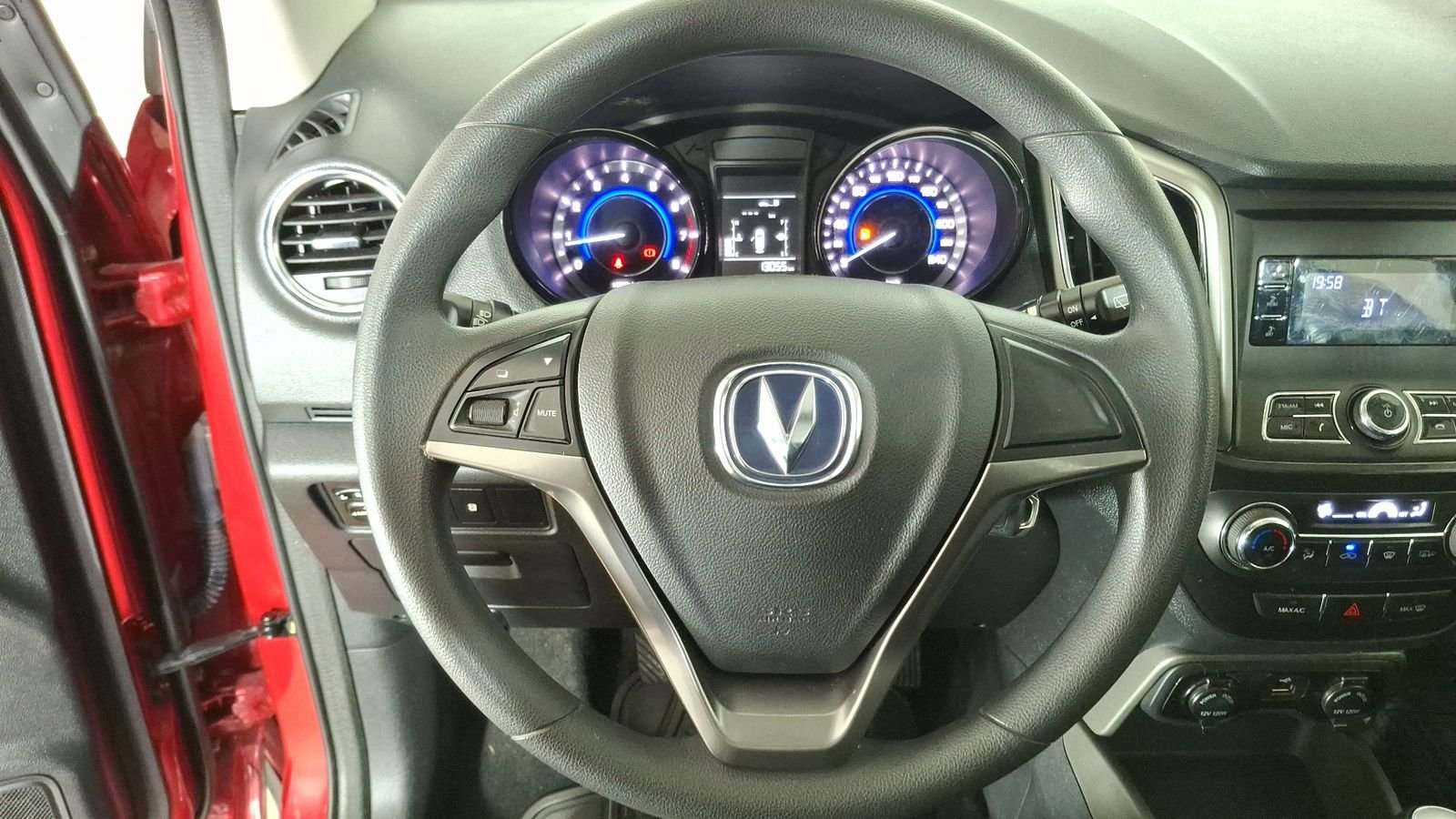 Changan CS15 2024 - Imagen 8 de 15