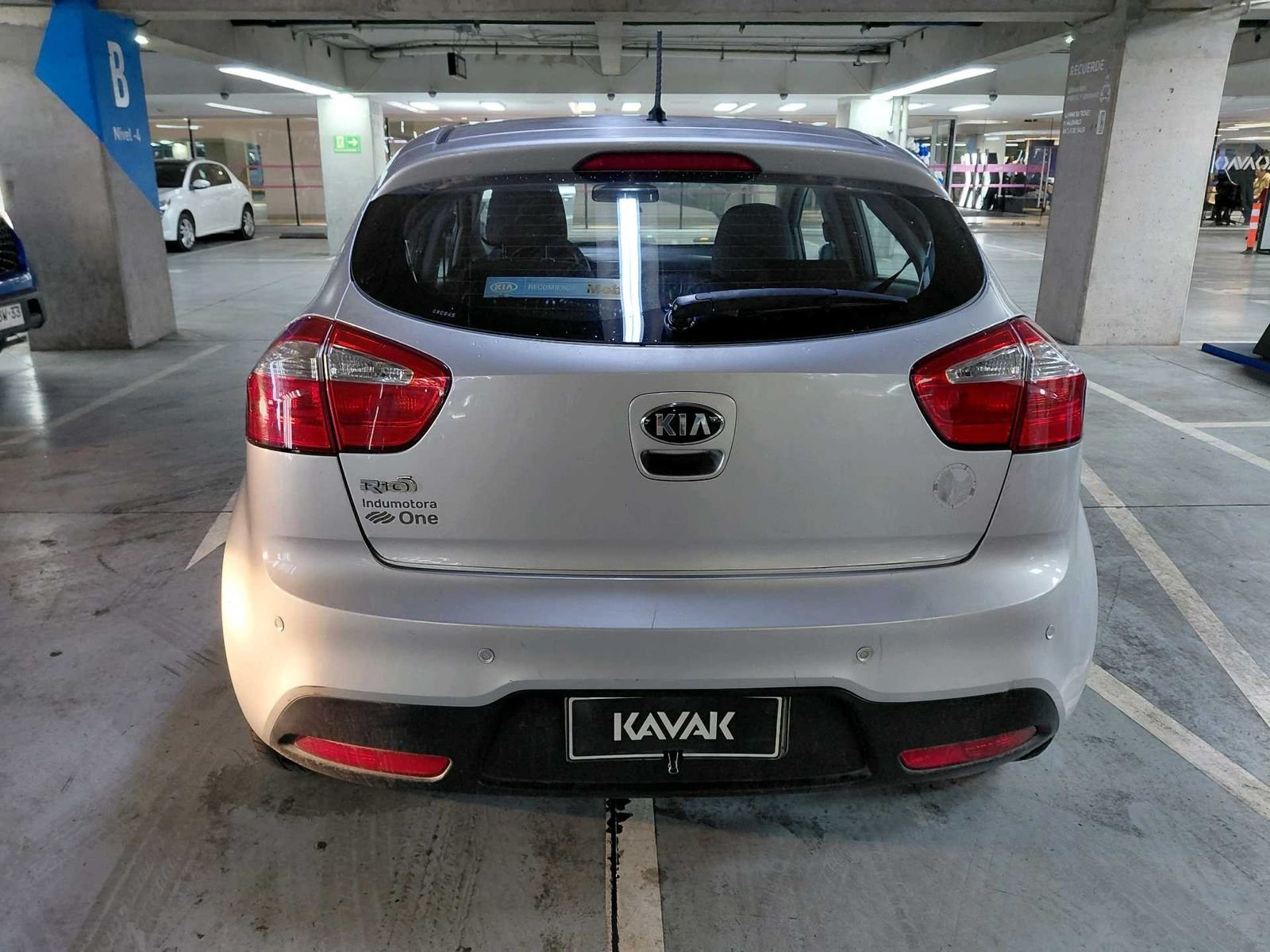 Kia RIO 5 2014 - Imagen 4 de 4