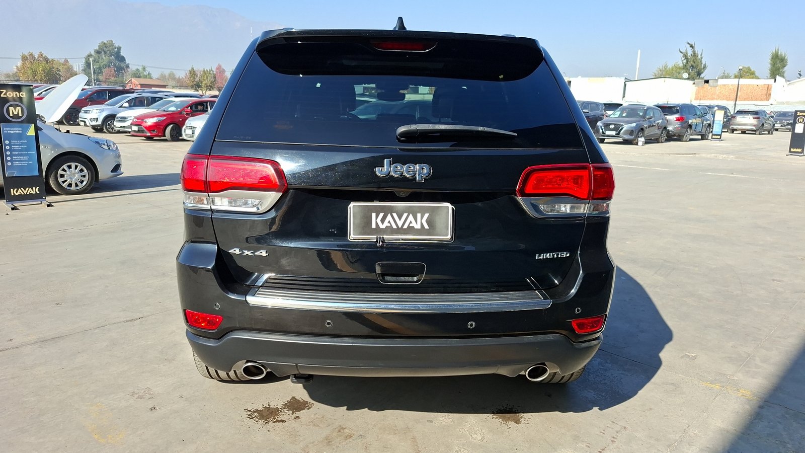 Jeep Grand Cherokee 2022 - Imagen 3 de 16