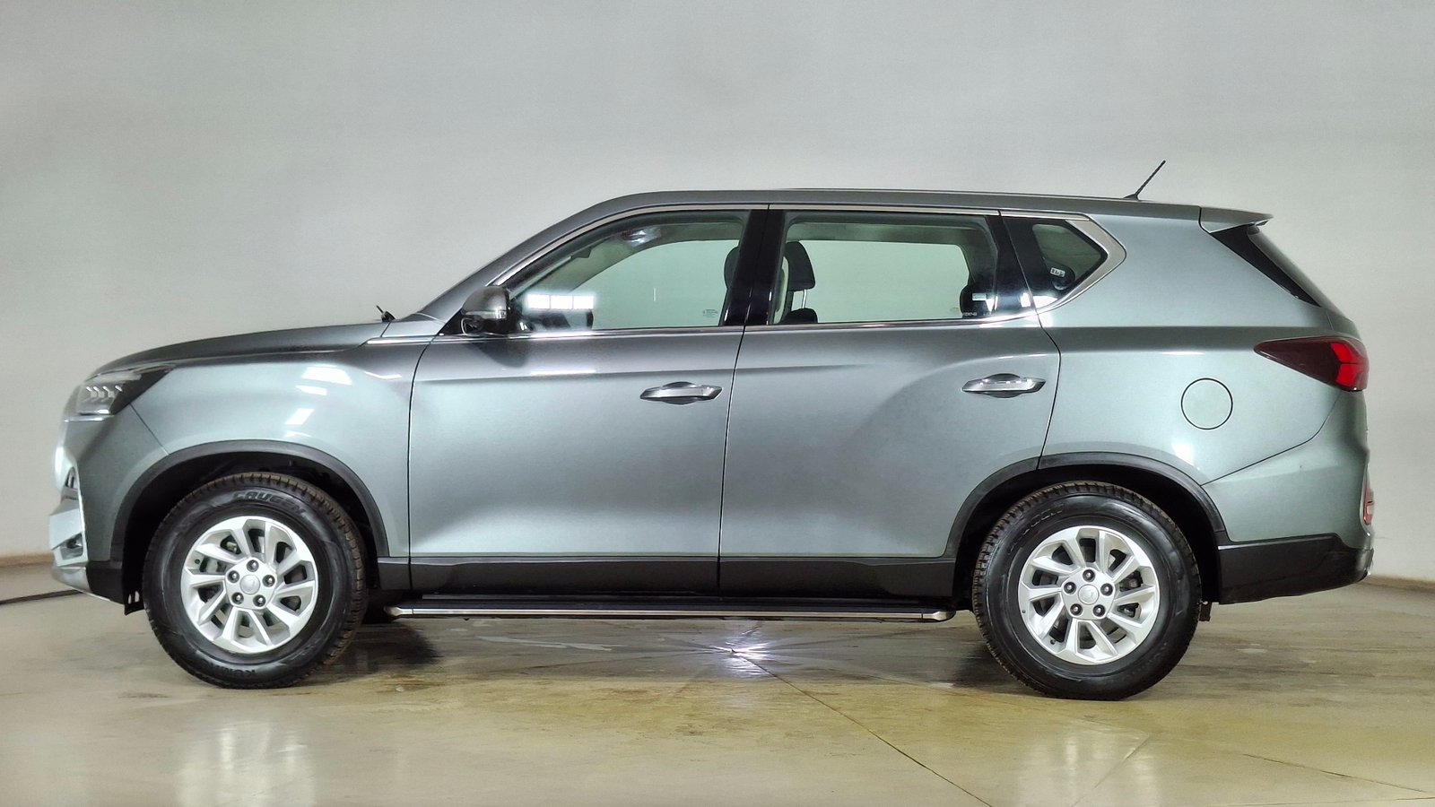 Ssangyong Rexton 2023 - Imagen 7 de 16