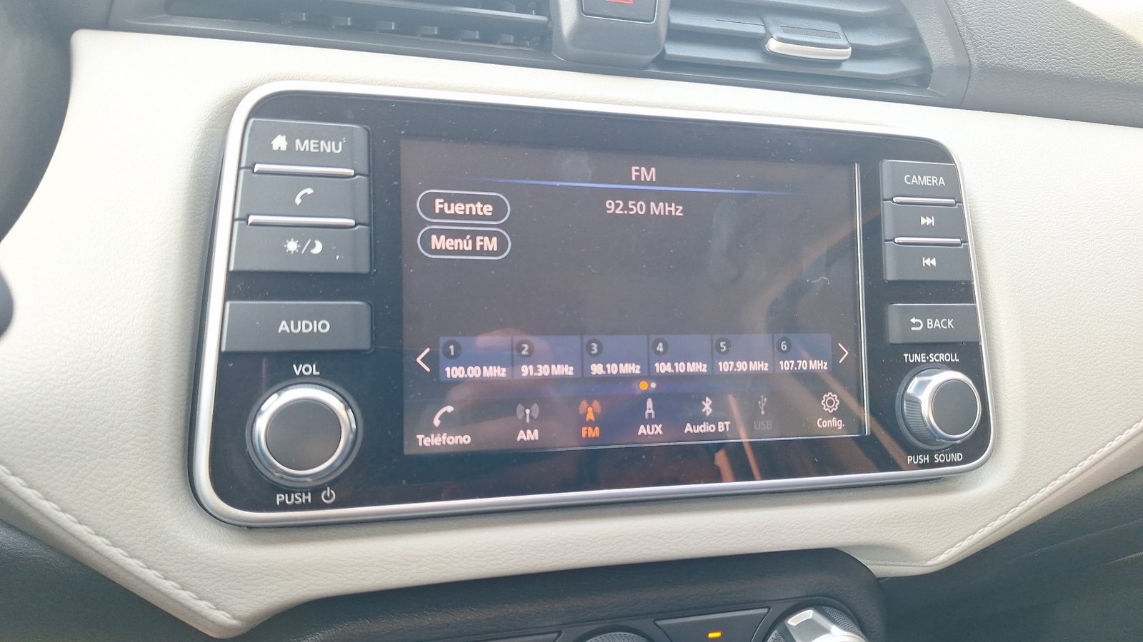 Nissan Versa 2020 - Imagen 10 de 15