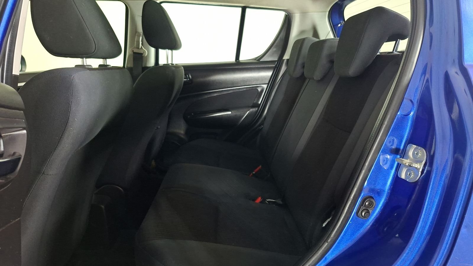 Suzuki Swift 2015 - Imagen 14 de 16
