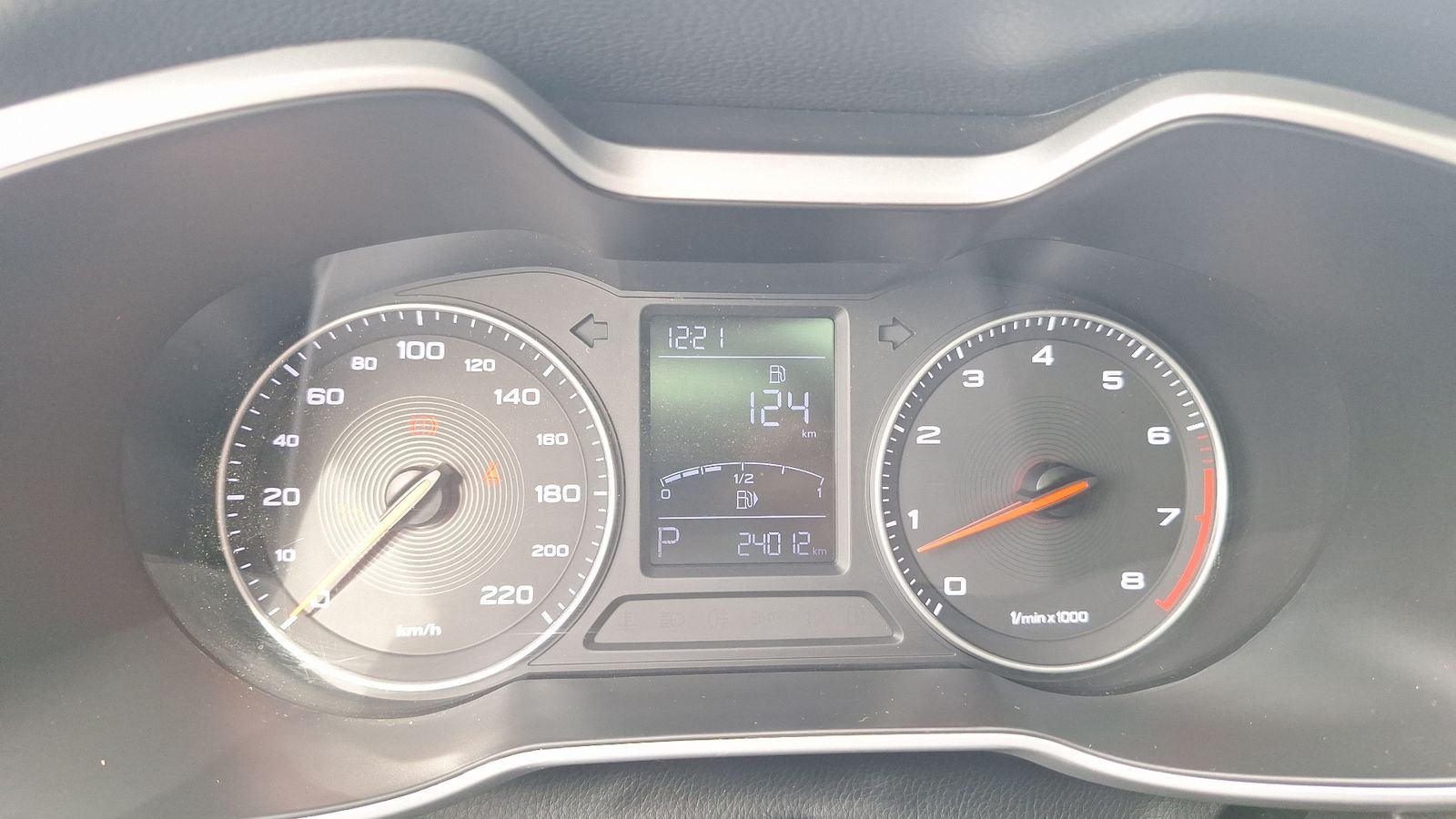 MG Zs 2023 - Imagen 9 de 16