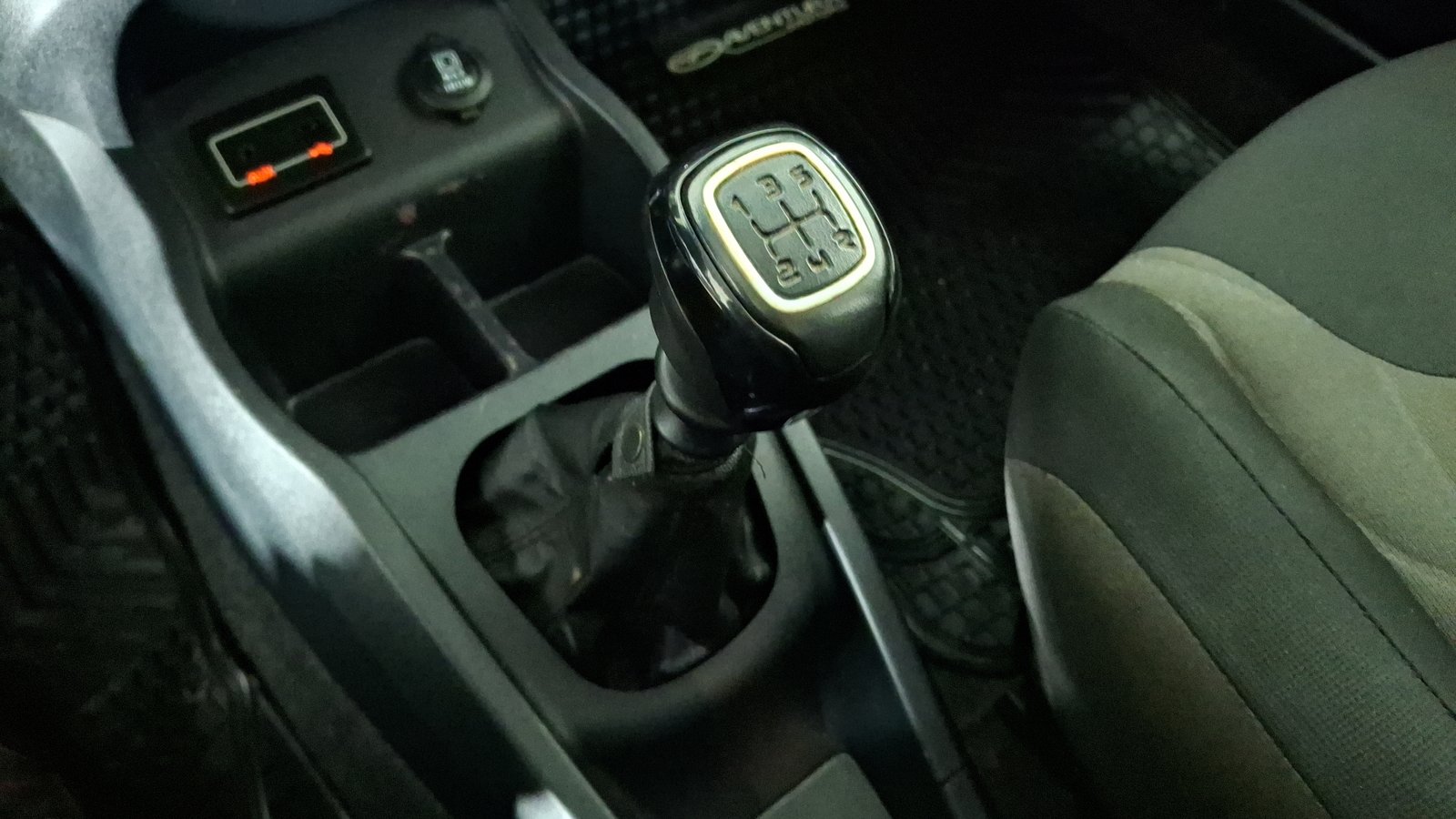 Fiat Uno 2019 - Imagen 10 de 14