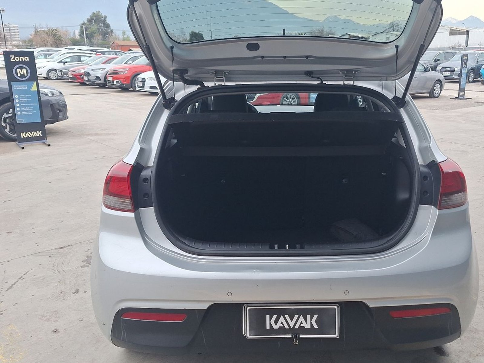 Kia RIO 5 2018 - Foto 4 de 15