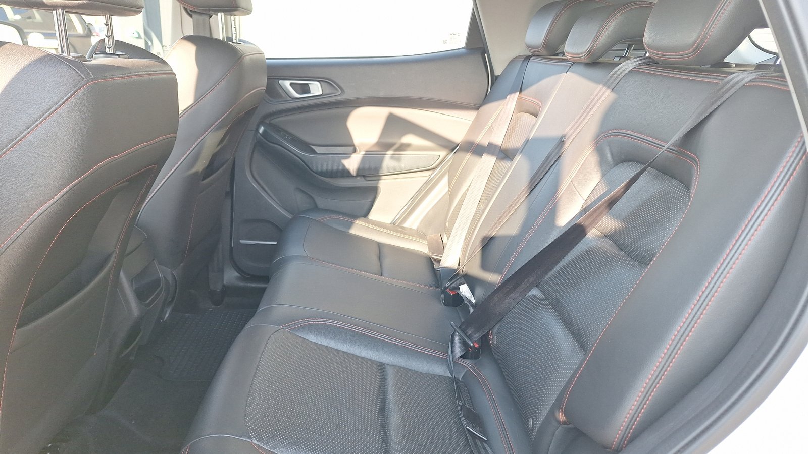 Chery Tiggo 3 2023 - Imagen 13 de 15