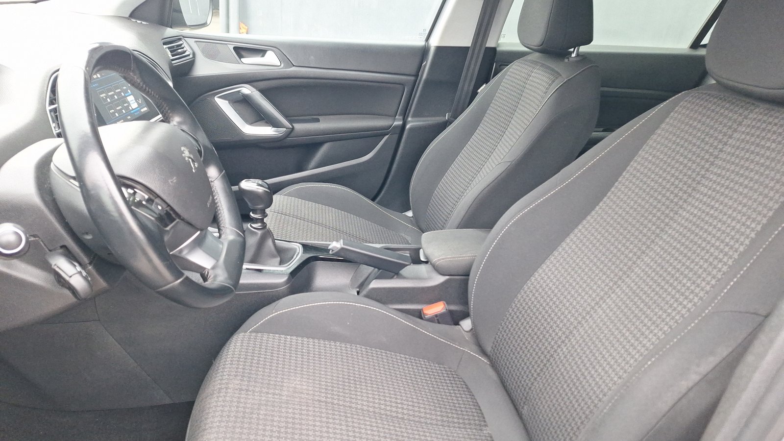 Peugeot 308 2021 - Imagen 14 de 15
