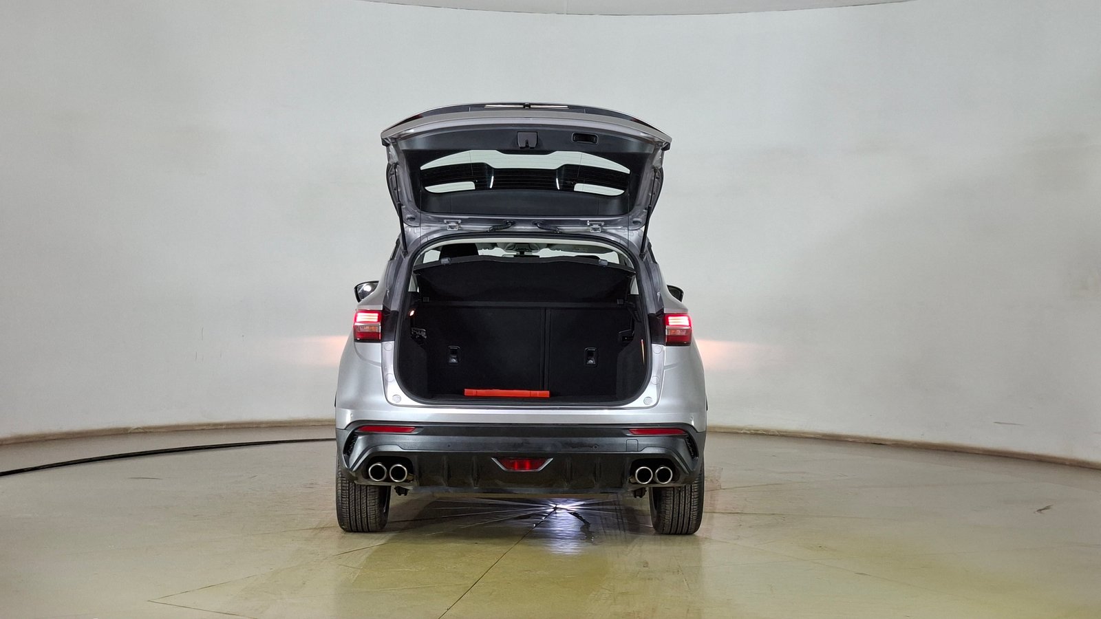 Geely Coolray 2022 - Imagen 6 de 18