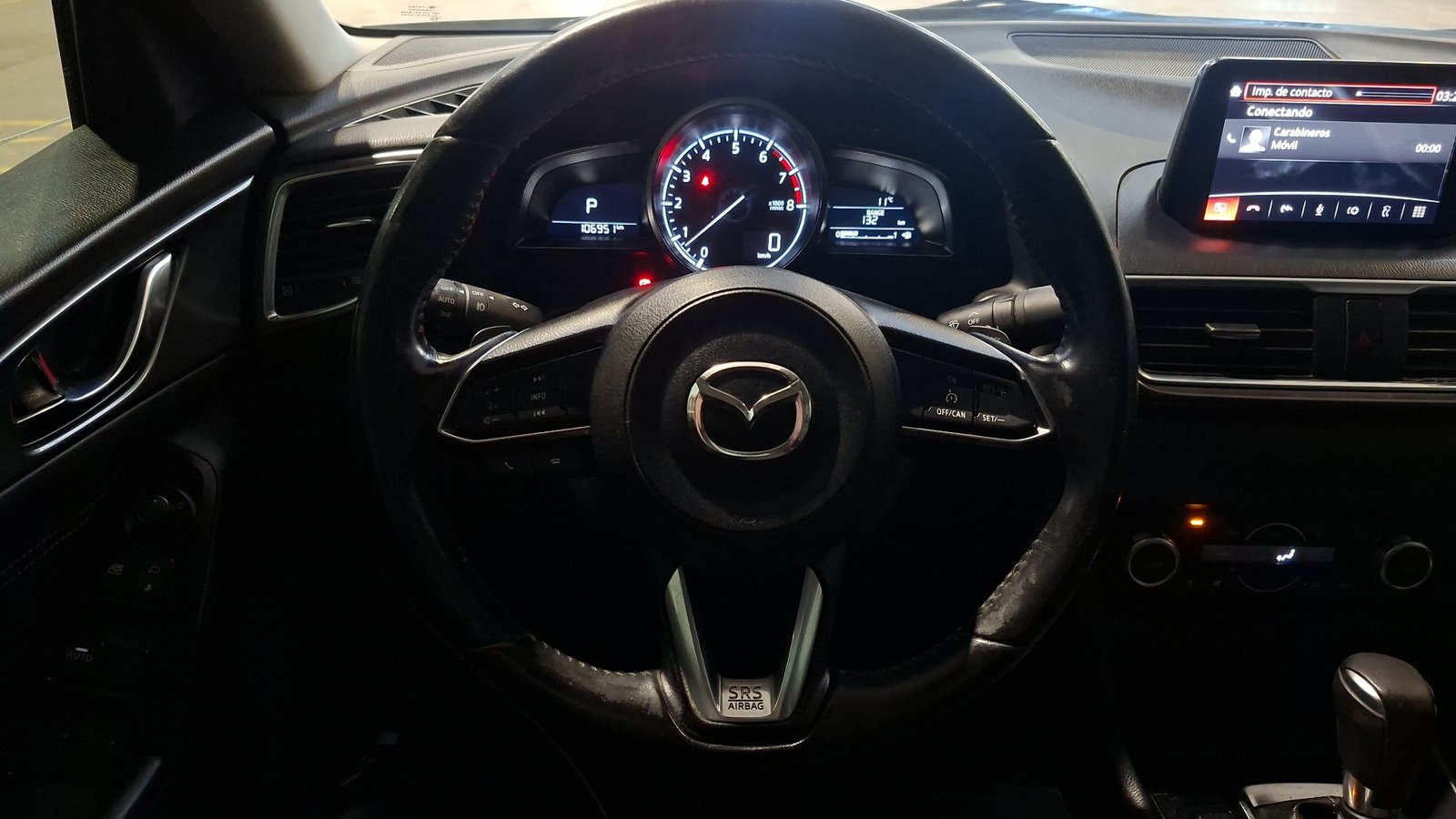 Mazda Mazda 3 2018 - Imagen 9 de 18