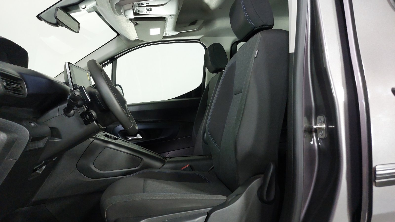 Peugeot Rifter 2023 - Imagen 15 de 16
