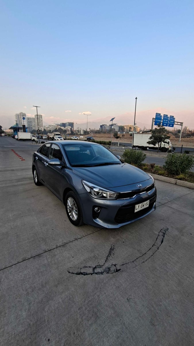 Kia RIO 4 2020 - Foto 3 de 4