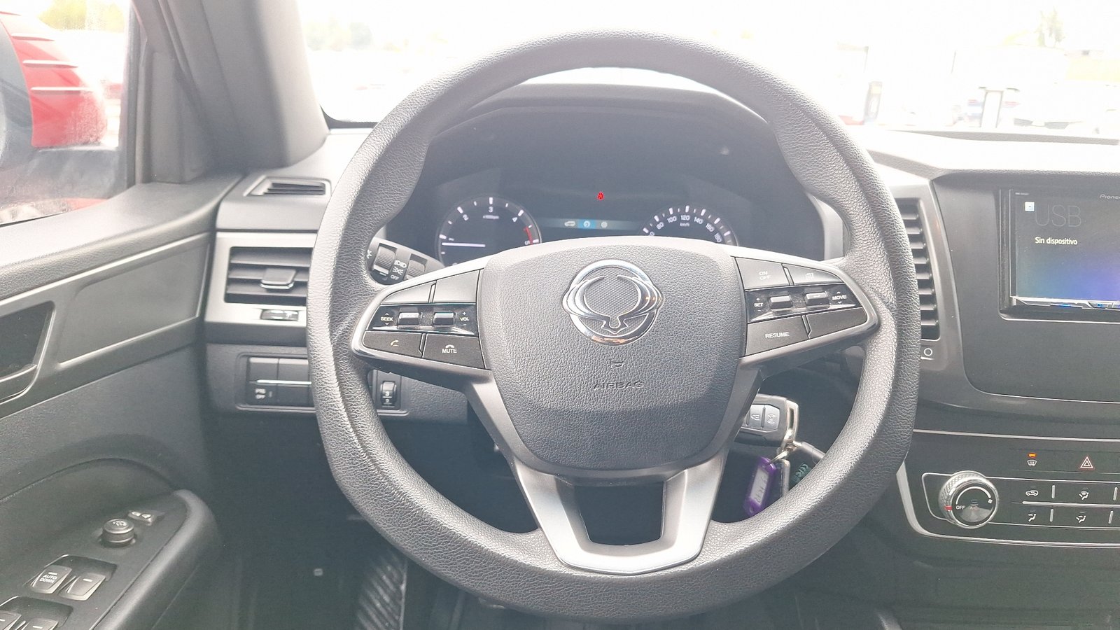 Ssangyong Grand Musso 2022 - Imagen 8 de 15