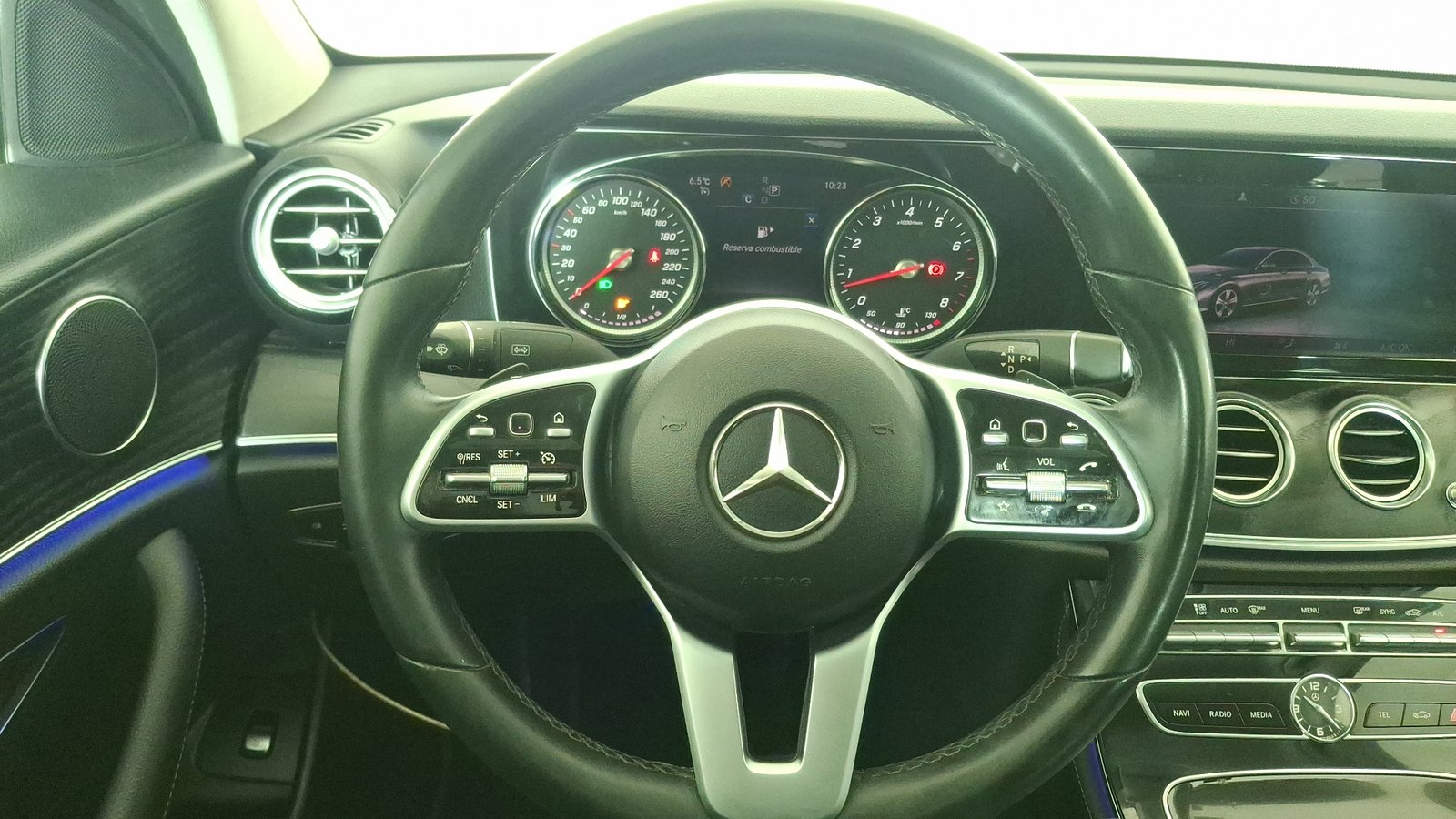 Mercedes Benz Clase E 2019 - Imagen 8 de 16