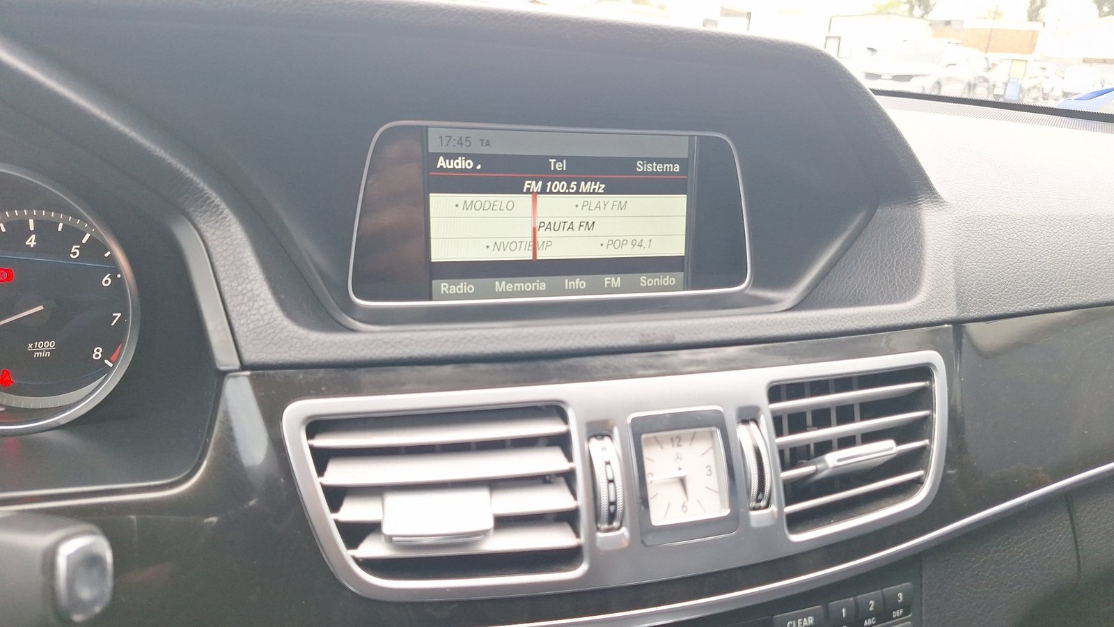 Mercedes Benz Clase E 2015 - Imagen 10 de 14