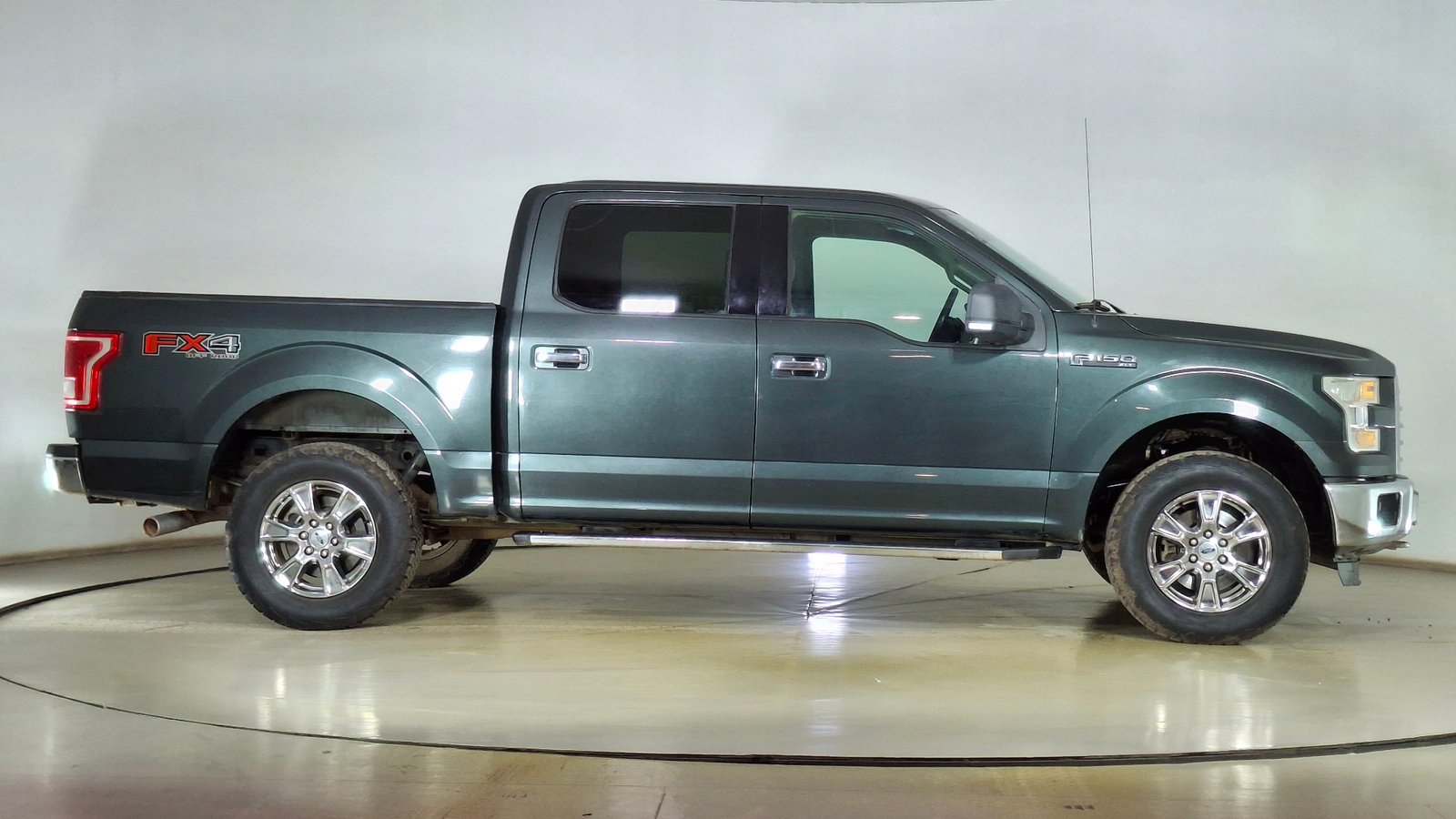 Ford F-150 2016 - Foto 4 de 16