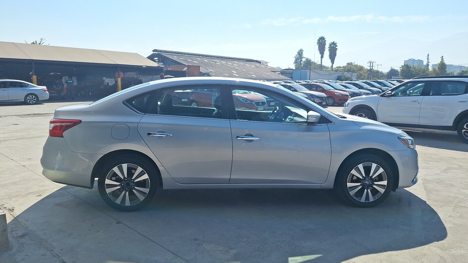 Nissan Sentra 2019 - Imagen 5 de 16