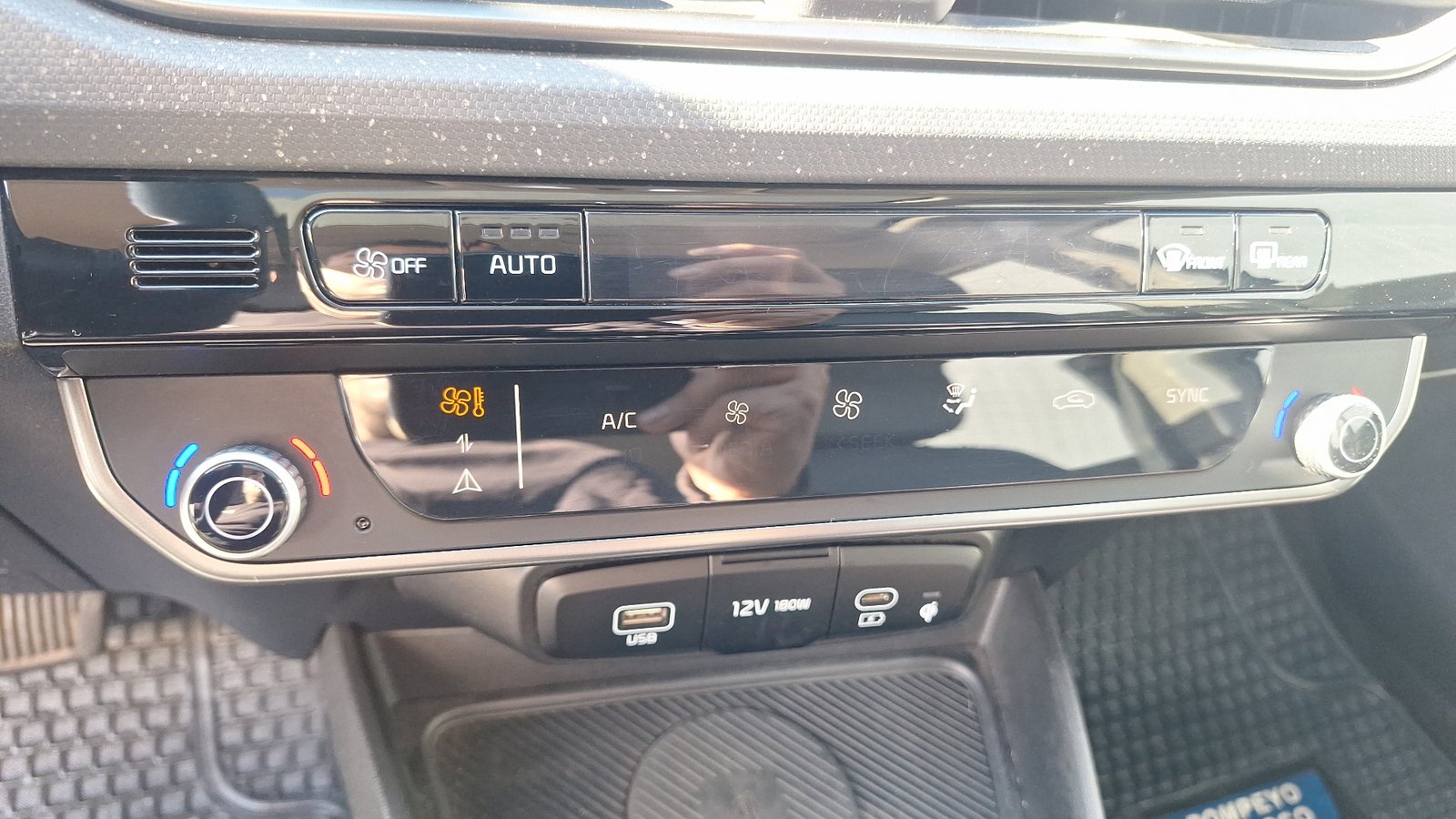 Kia K3 Cross 2024 - Imagen 16 de 16