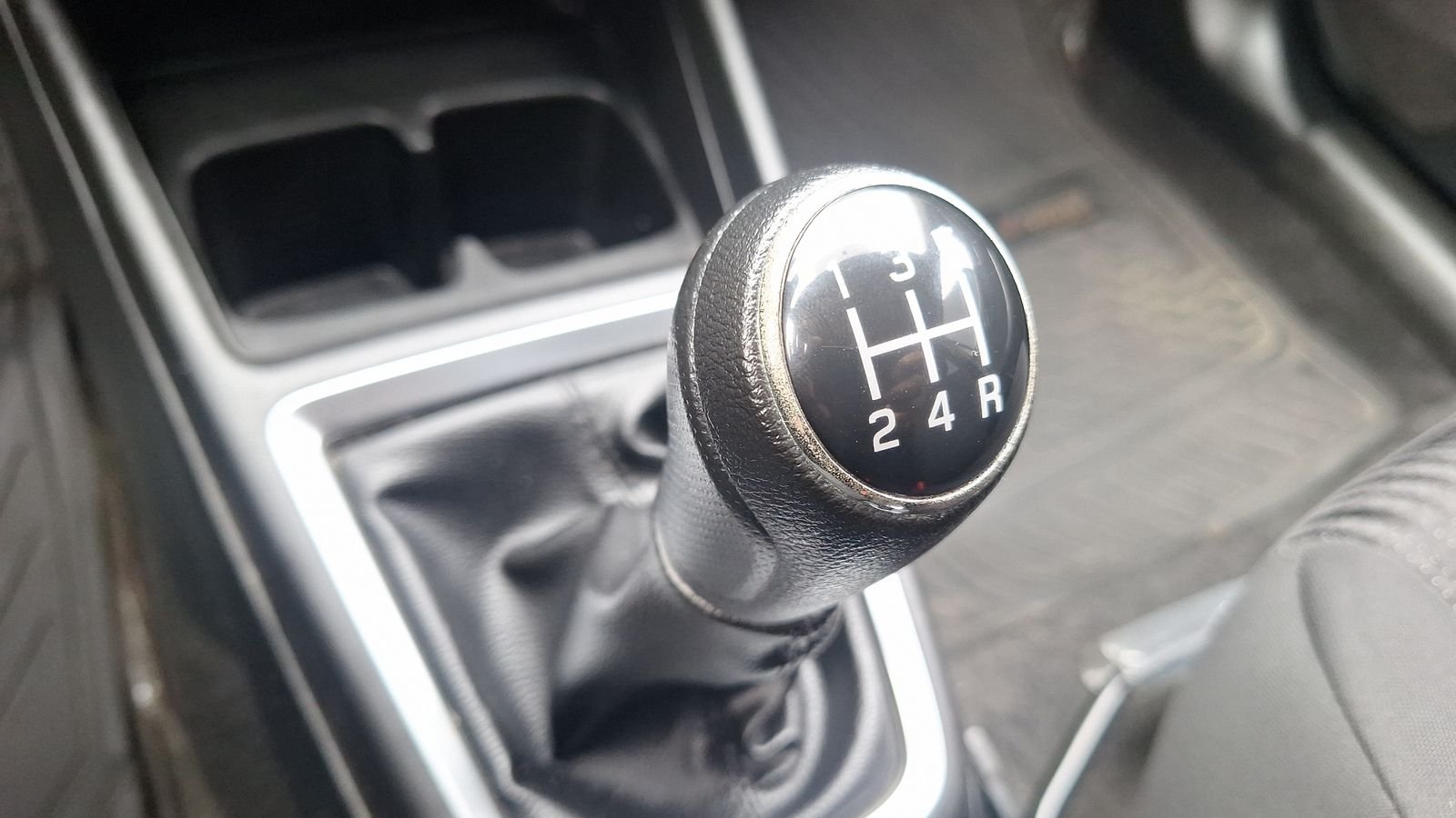 Suzuki Dzire 2022 - Imagen 11 de 15