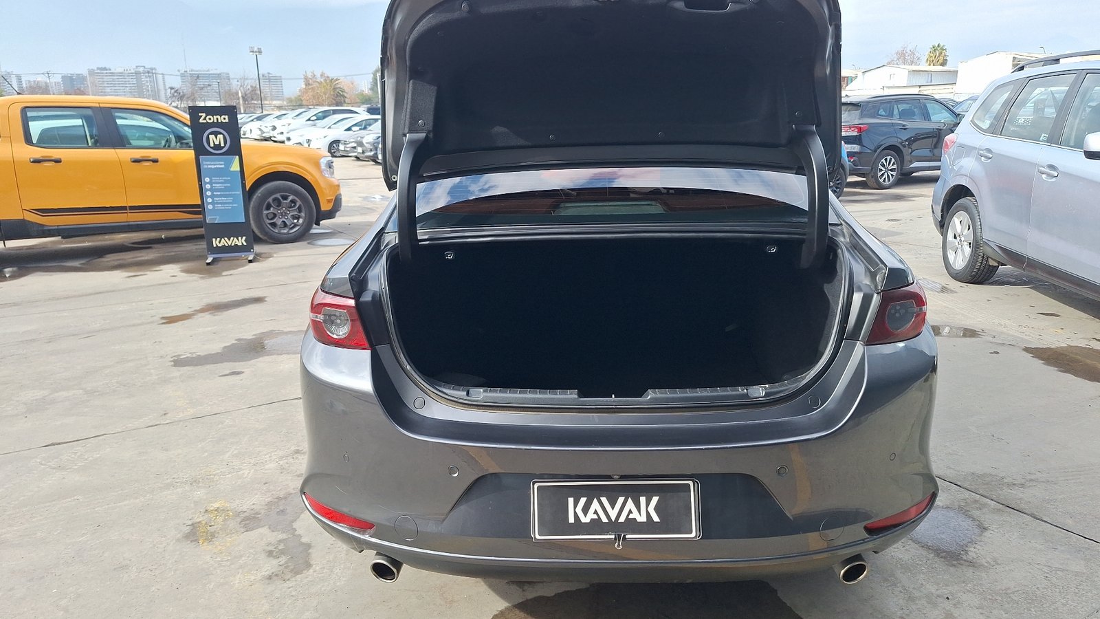 Mazda Mazda 3 2022 - Foto 4 de 16