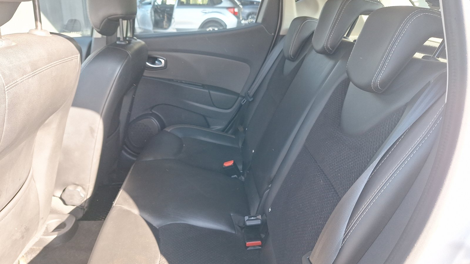 Renault Clio 2018 - Imagen 14 de 16