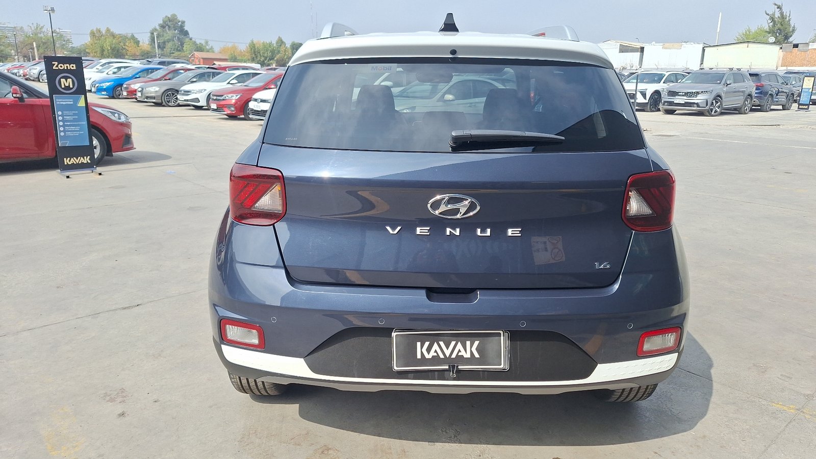 Hyundai VENUE 2022 - Imagen 3 de 15