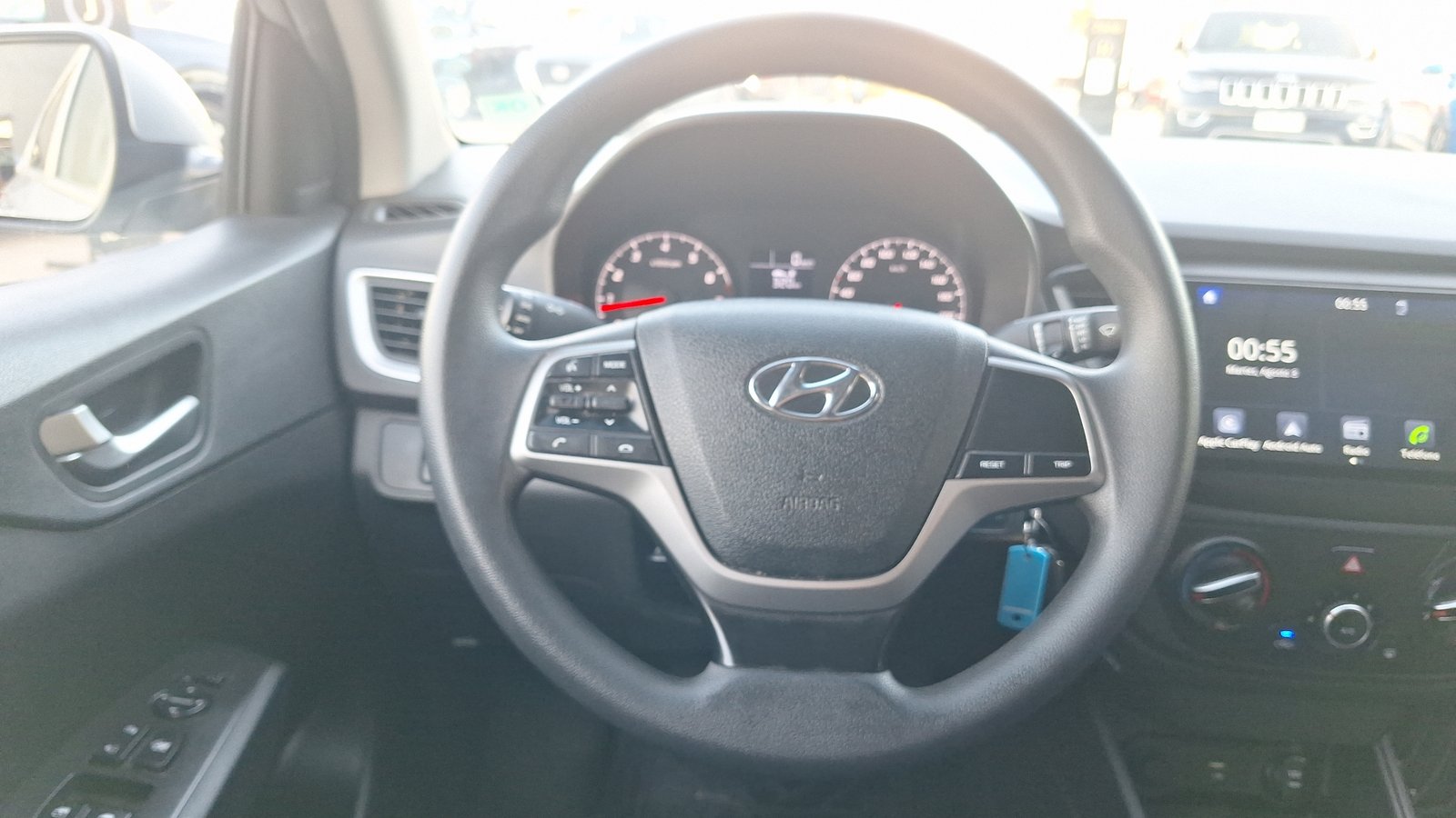Hyundai Accent 2022 - Imagen 8 de 15