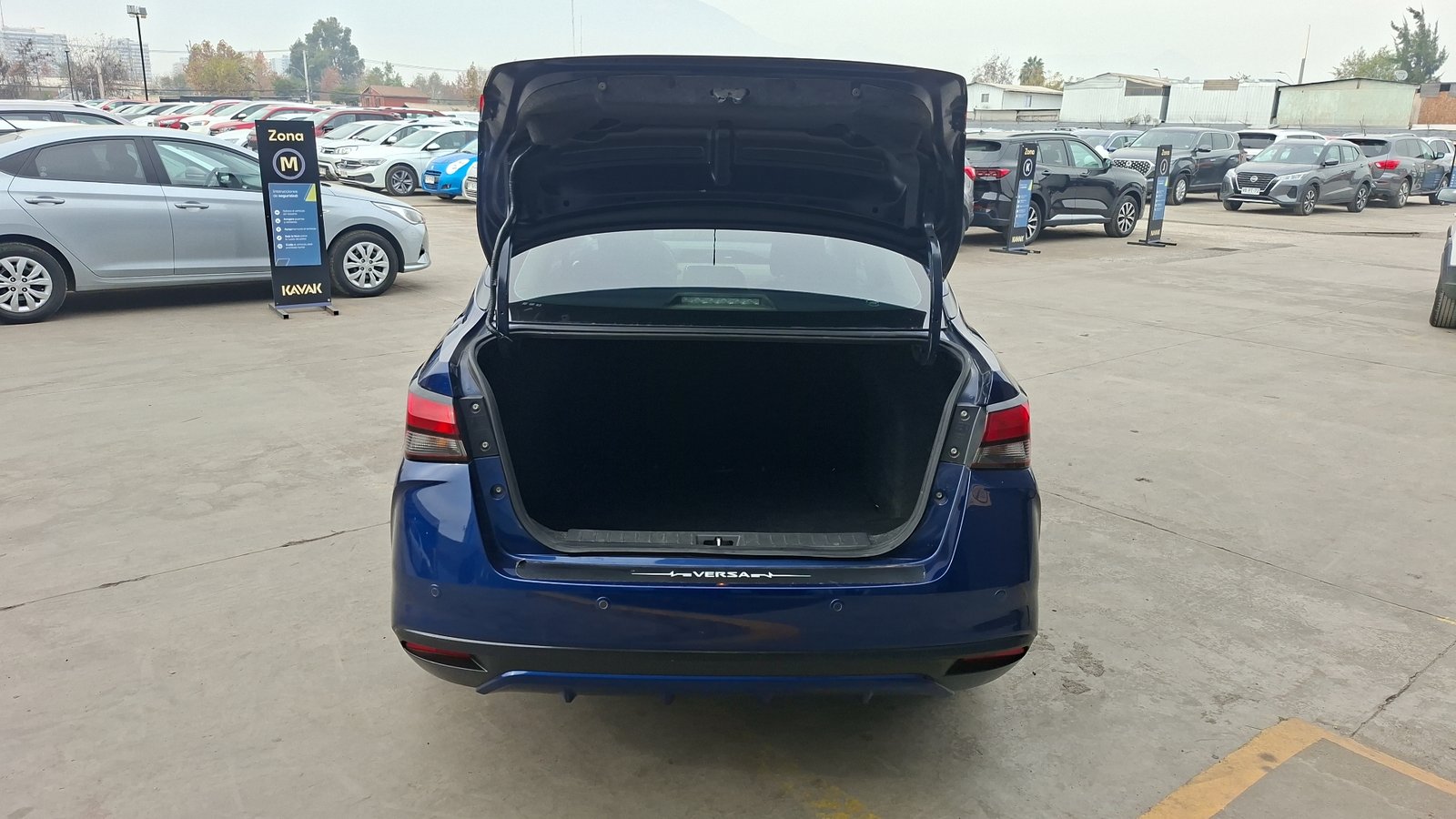 Nissan Versa 2021 - Imagen 4 de 15