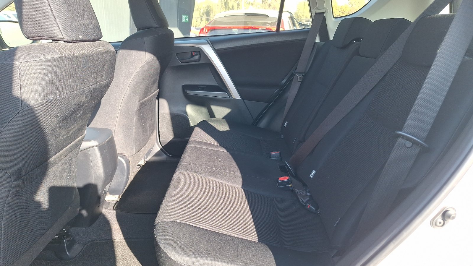 Toyota RAV4 2017 - Imagen 13 de 15