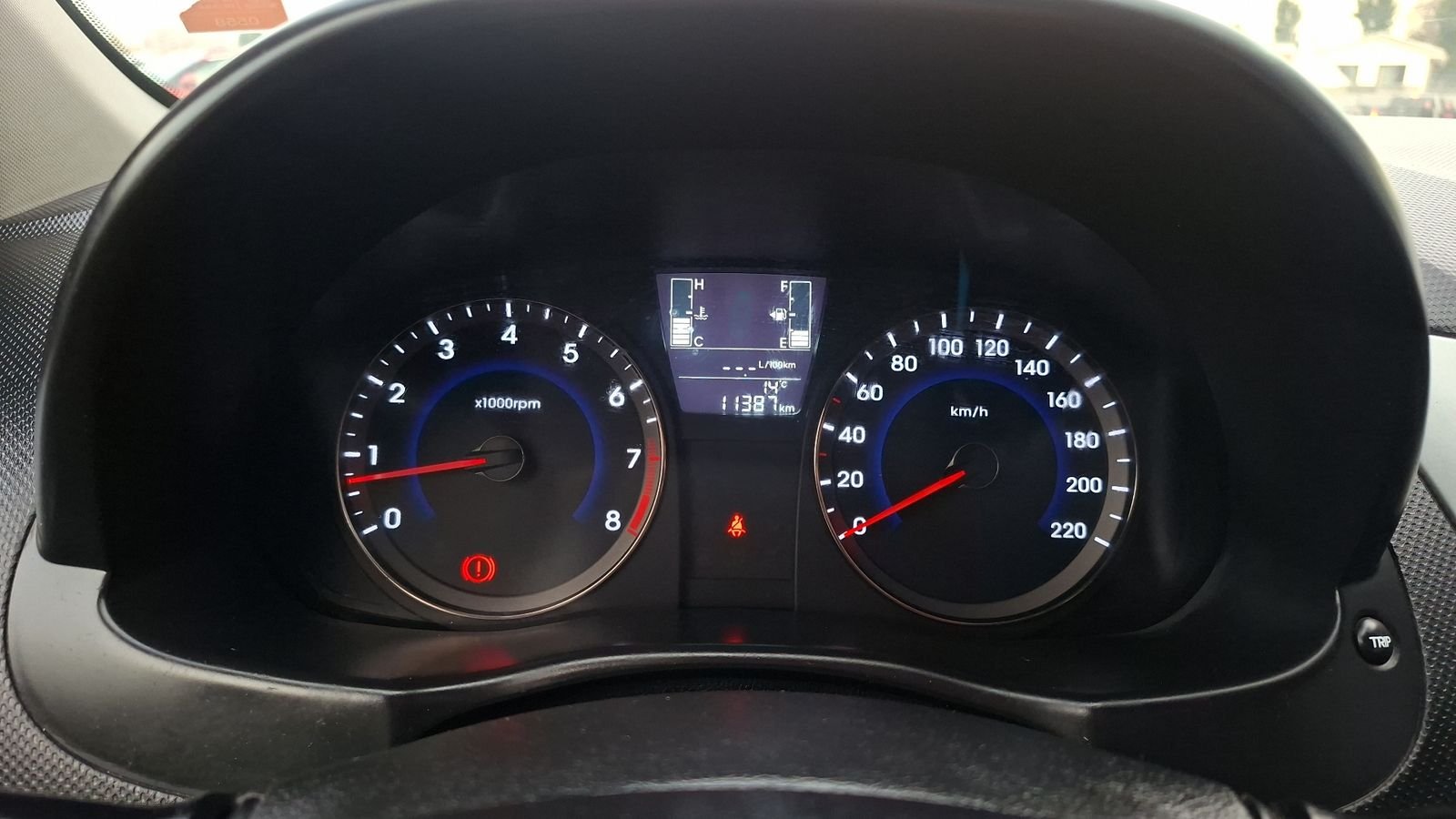 Hyundai Accent 2017 - Imagen 9 de 15