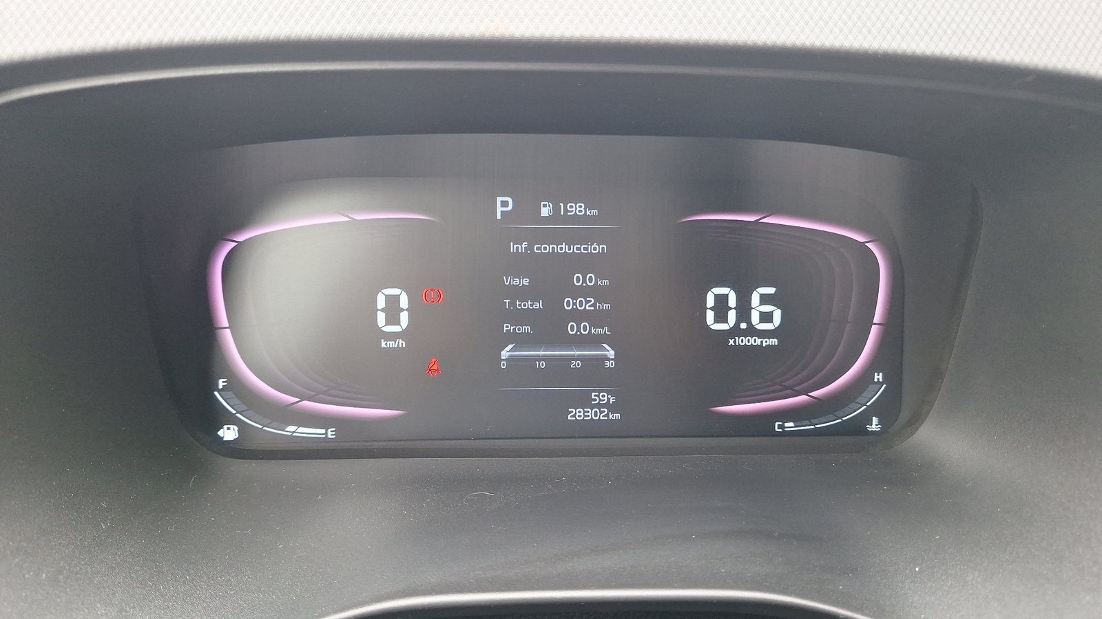 Kia Carens 2023 - Imagen 9 de 16