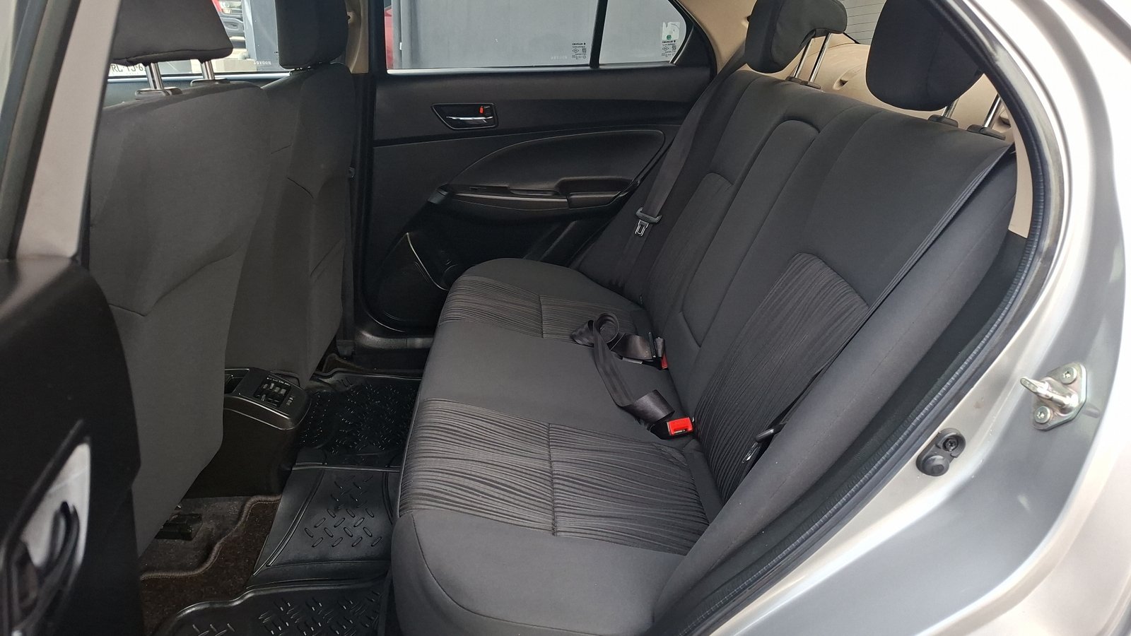 Suzuki Dzire 2021 - Imagen 13 de 14