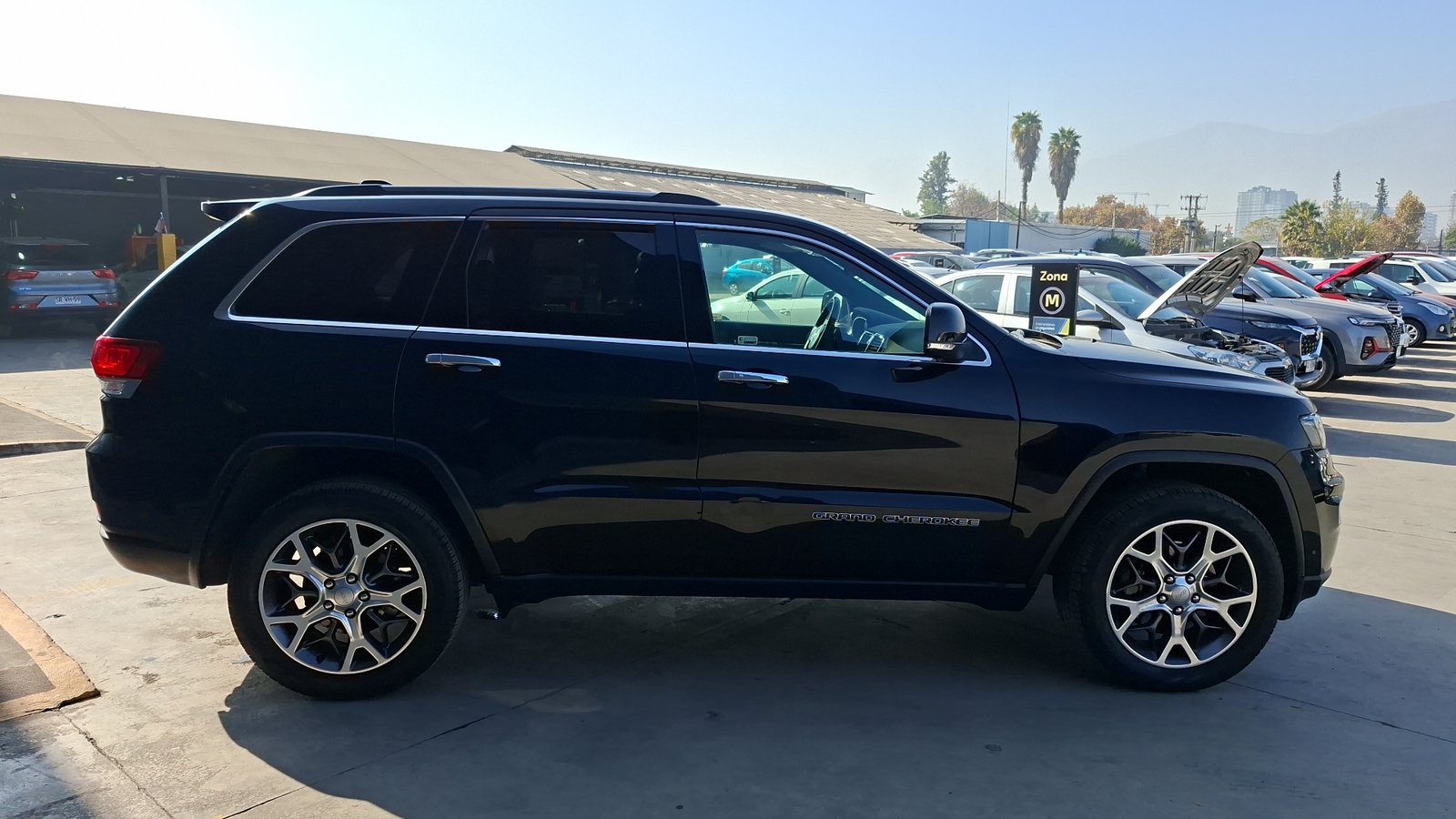 Jeep Grand Cherokee 2022 - Imagen 5 de 16