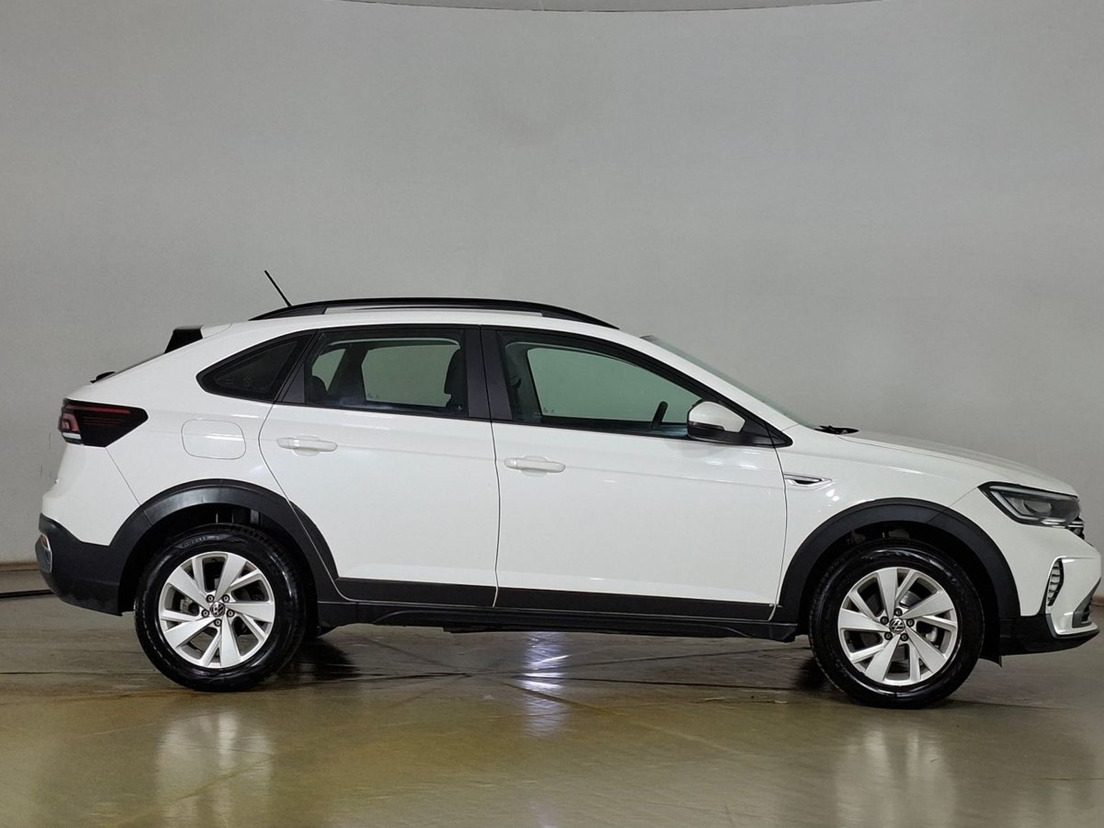 Volkswagen Nivus 2024 - Foto 4 de 16