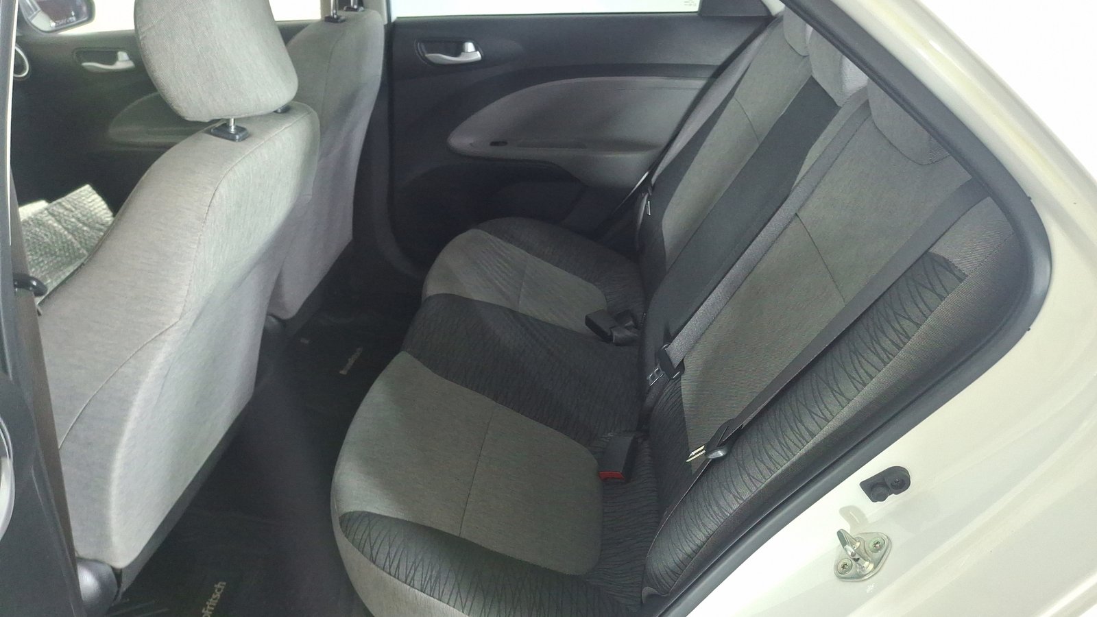 Kia Soluto 2020 - Imagen 14 de 16