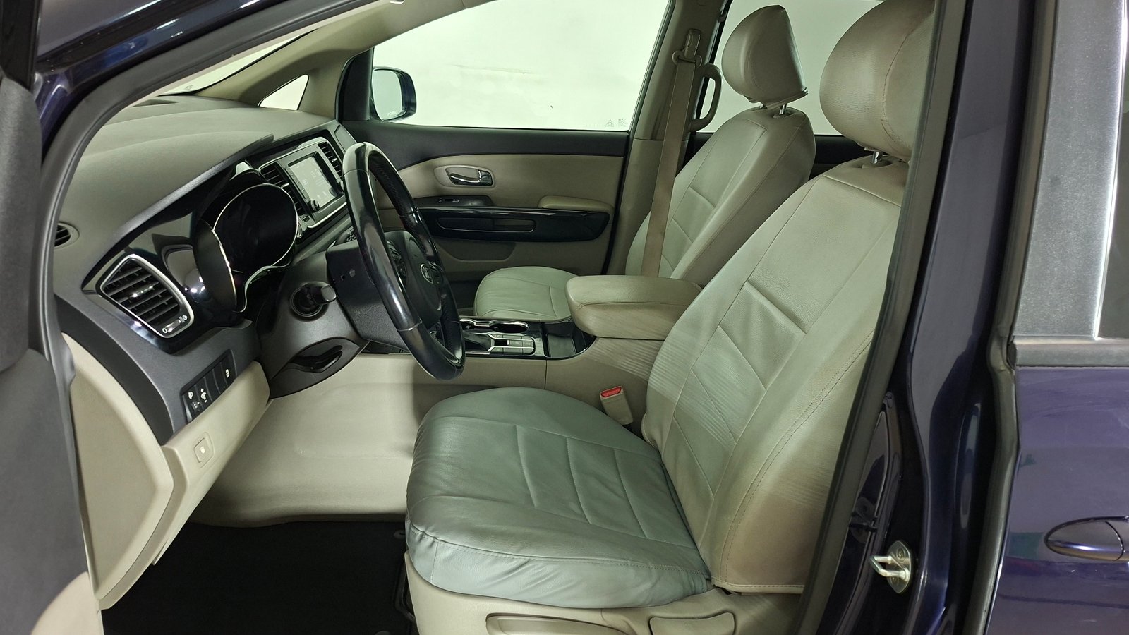Kia Grand Carnival 2020 - Imagen 14 de 18