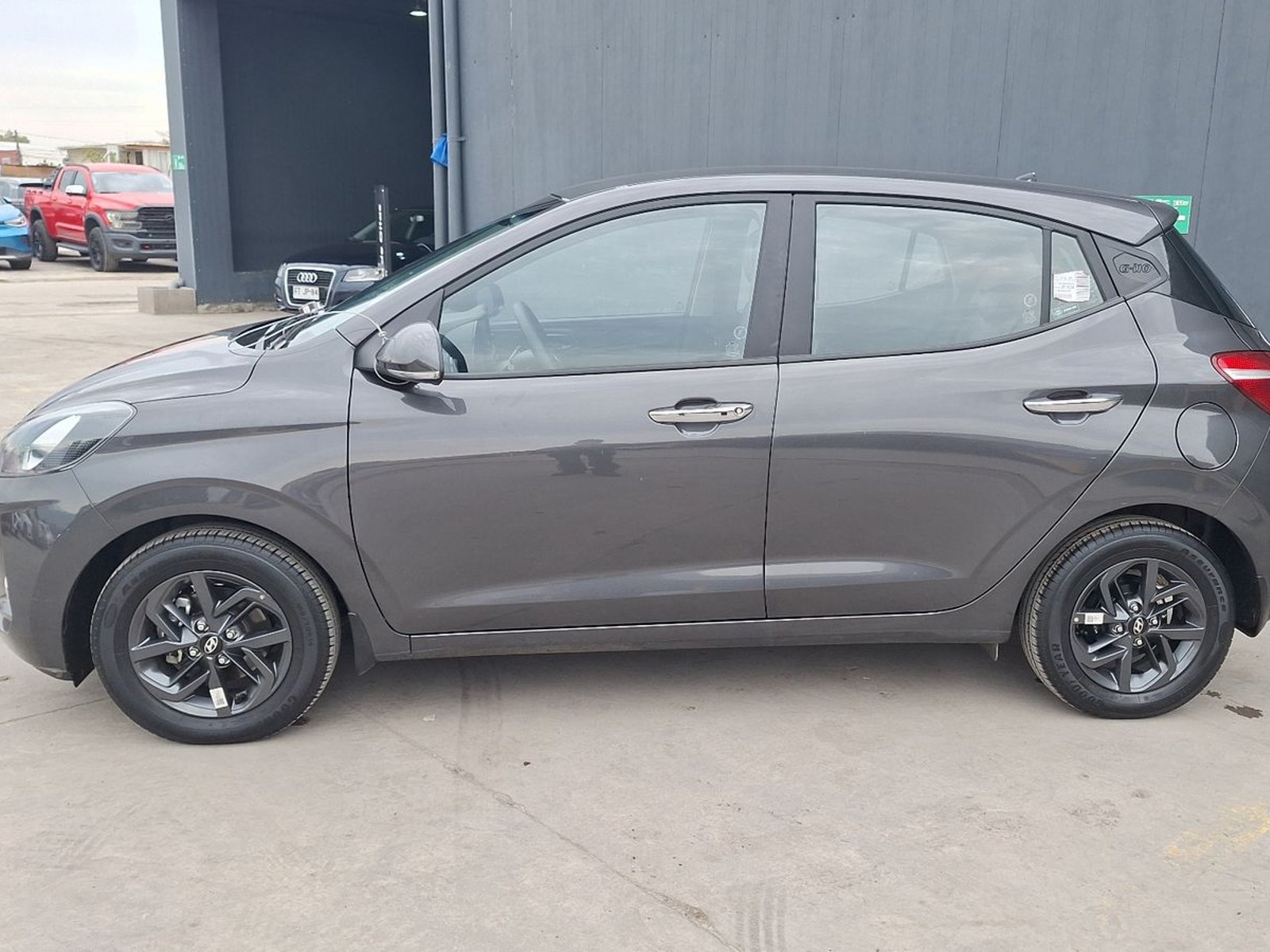 Hyundai Grand I10 2022 - Foto 2 de 15