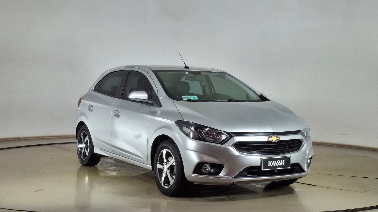 Chevrolet Onix 2019 - Imagen 3 de 16