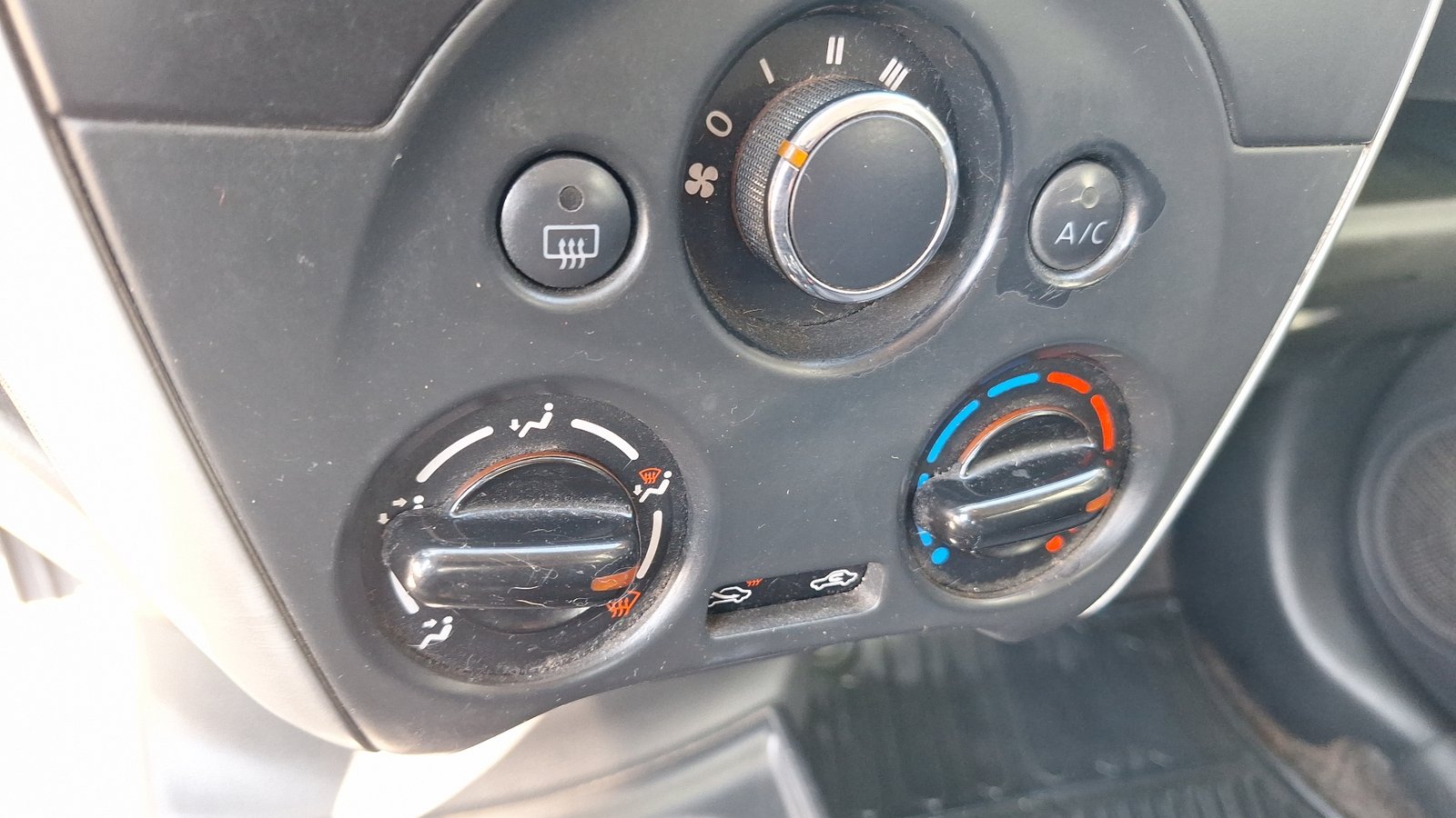Nissan Versa 2018 - Imagen 14 de 14