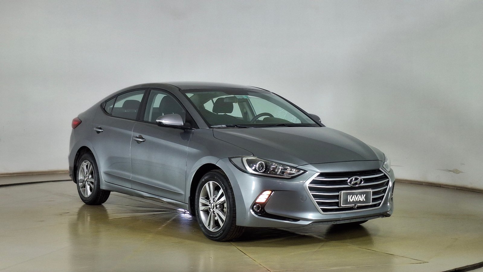 Hyundai Elantra 2016 - Foto 3 de 15