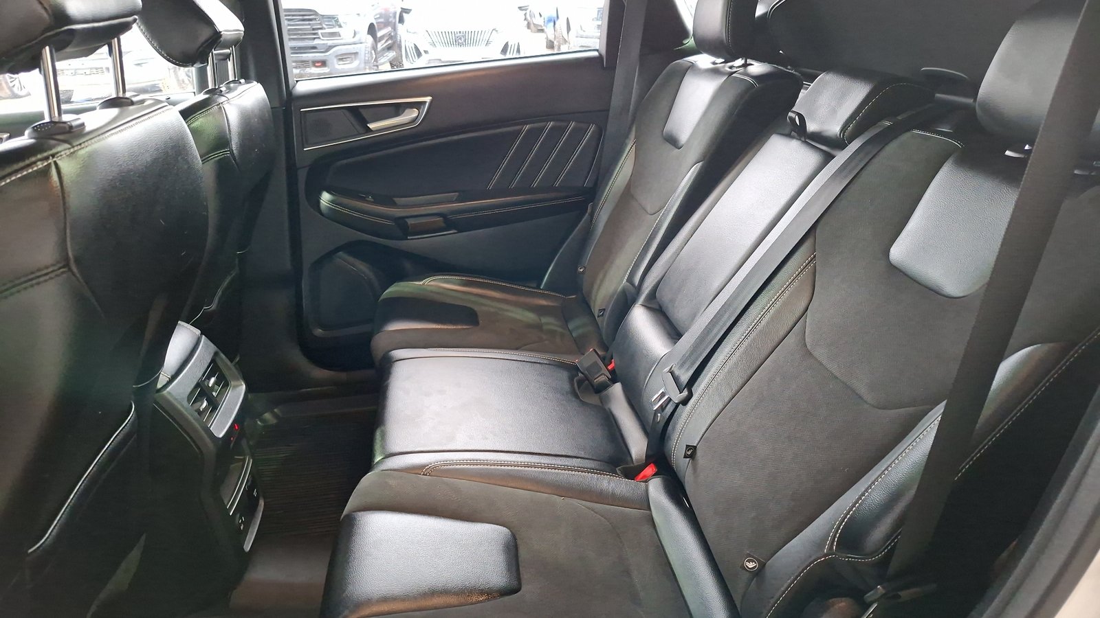 Ford Edge 2023 - Imagen 15 de 16
