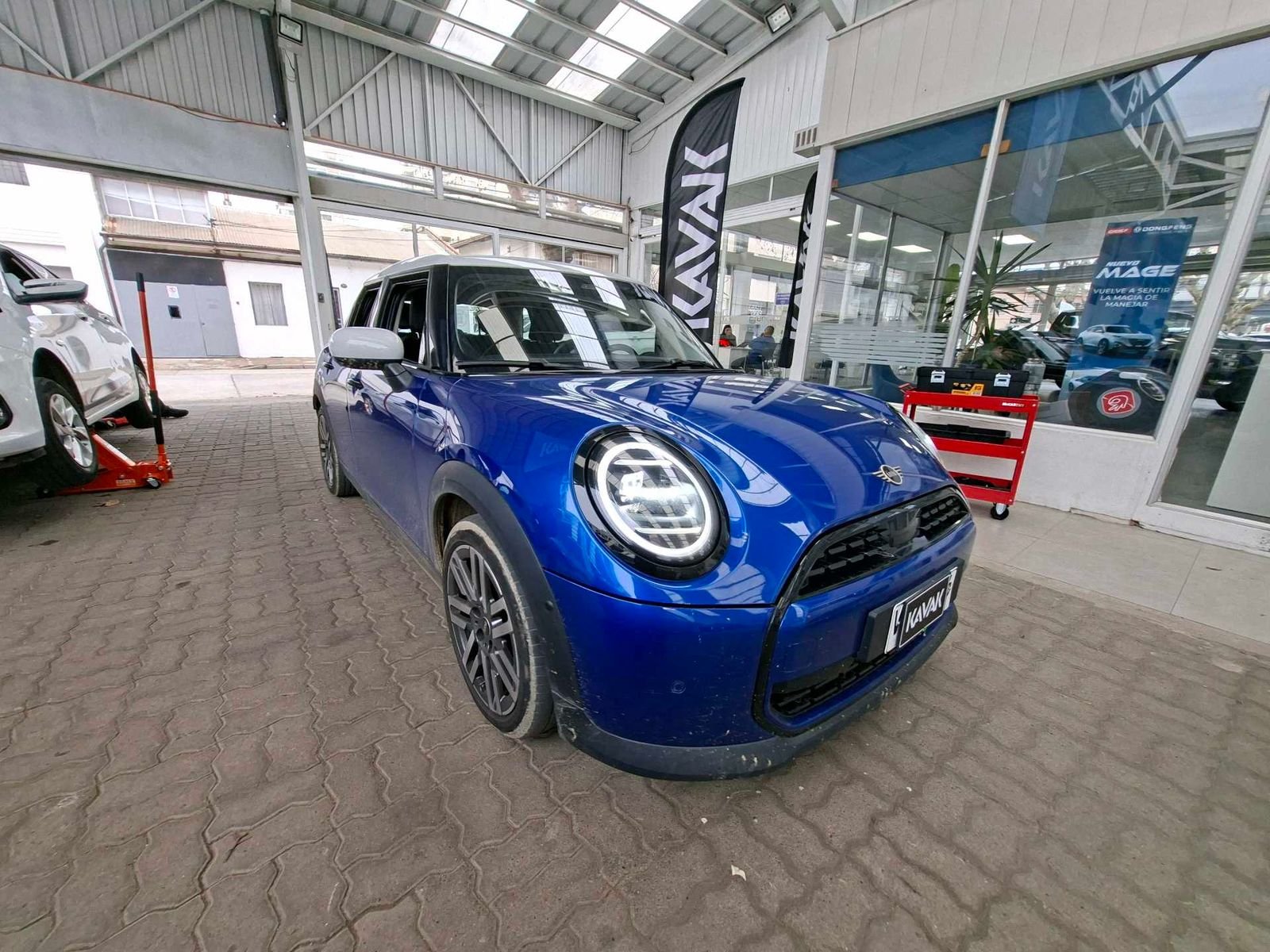 Mini Cooper 2025 - Foto 3 de 4