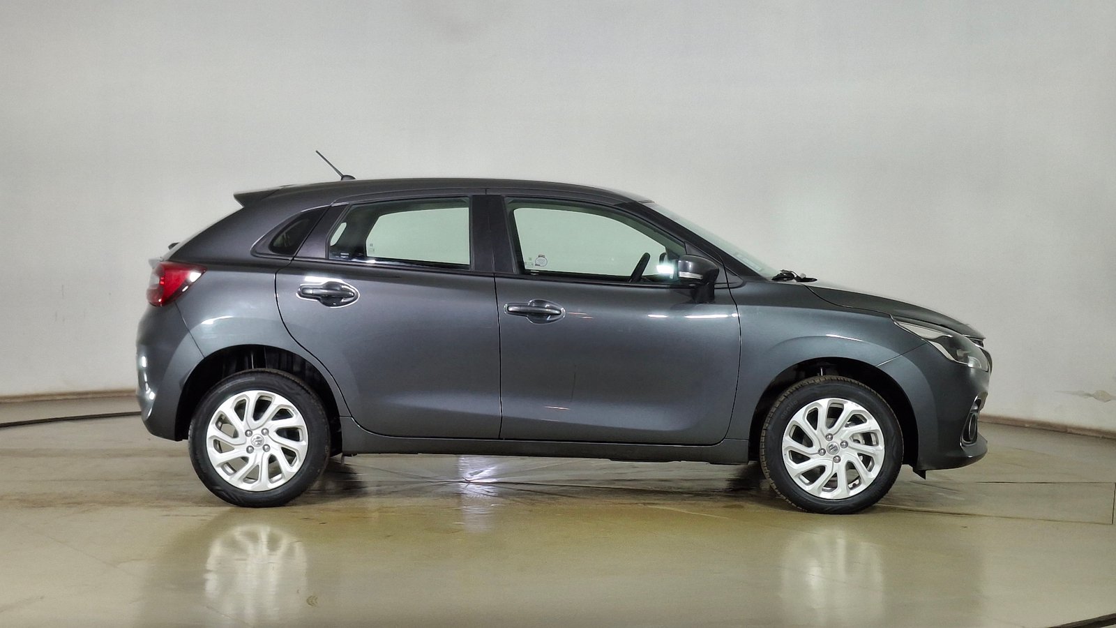 Suzuki Baleno 2025 - Foto 4 de 16
