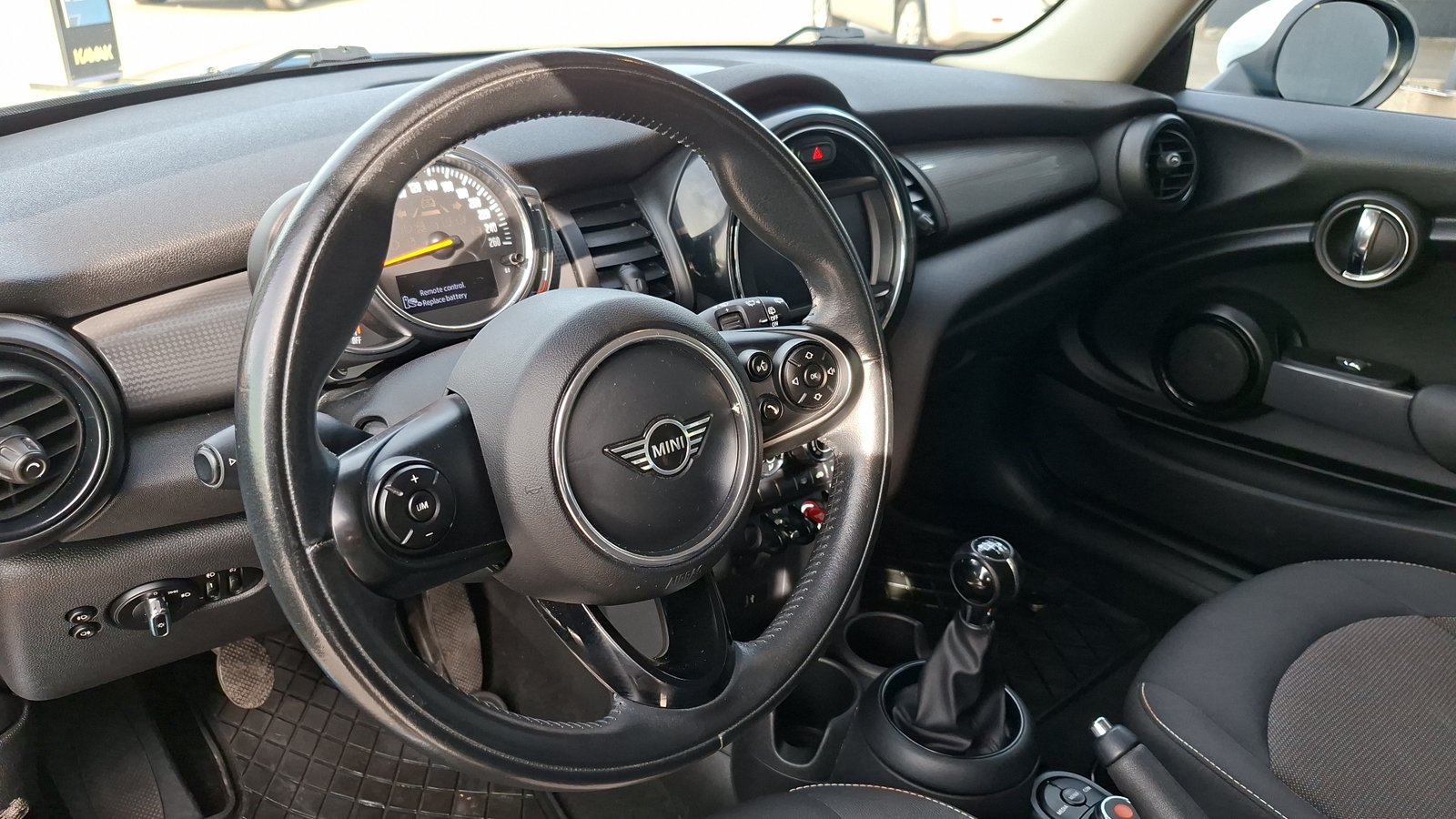 Mini Cooper 2020 - Imagen 6 de 14