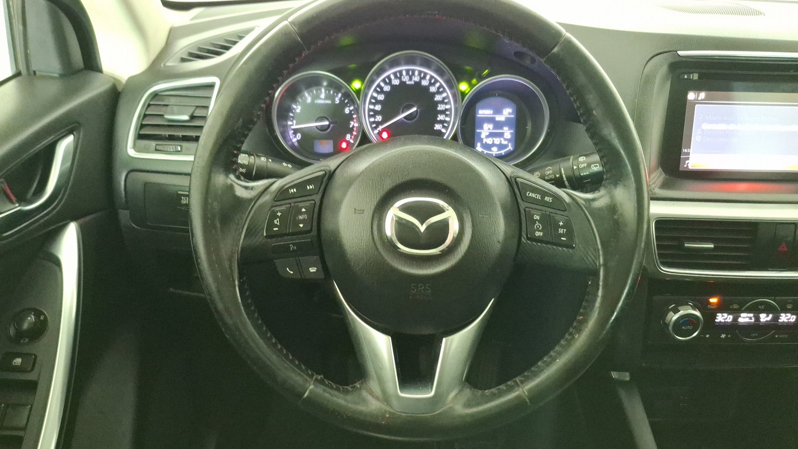 Mazda CX-5 2015 - Imagen 8 de 16