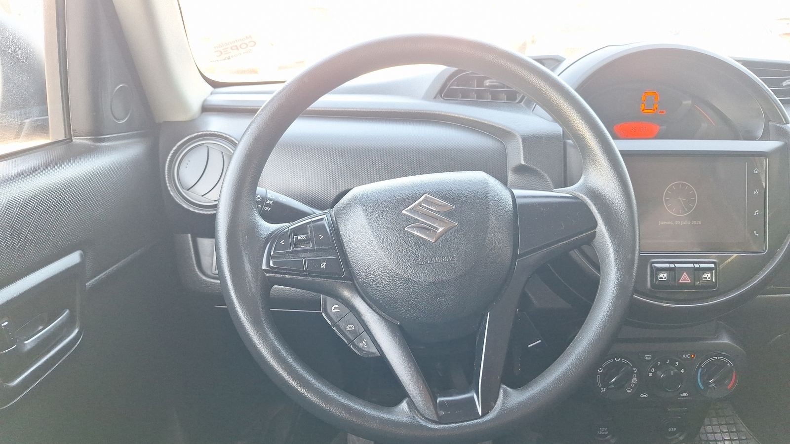 Suzuki S-Presso 2024 - Imagen 8 de 15